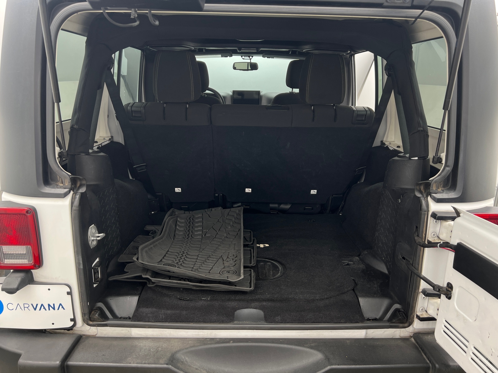 Thumbnail: 2016 Jeep Wrangler - 7