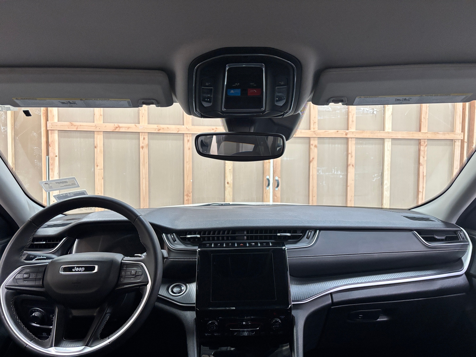 Thumbnail: 2024 Jeep Grand Cherokee - 3