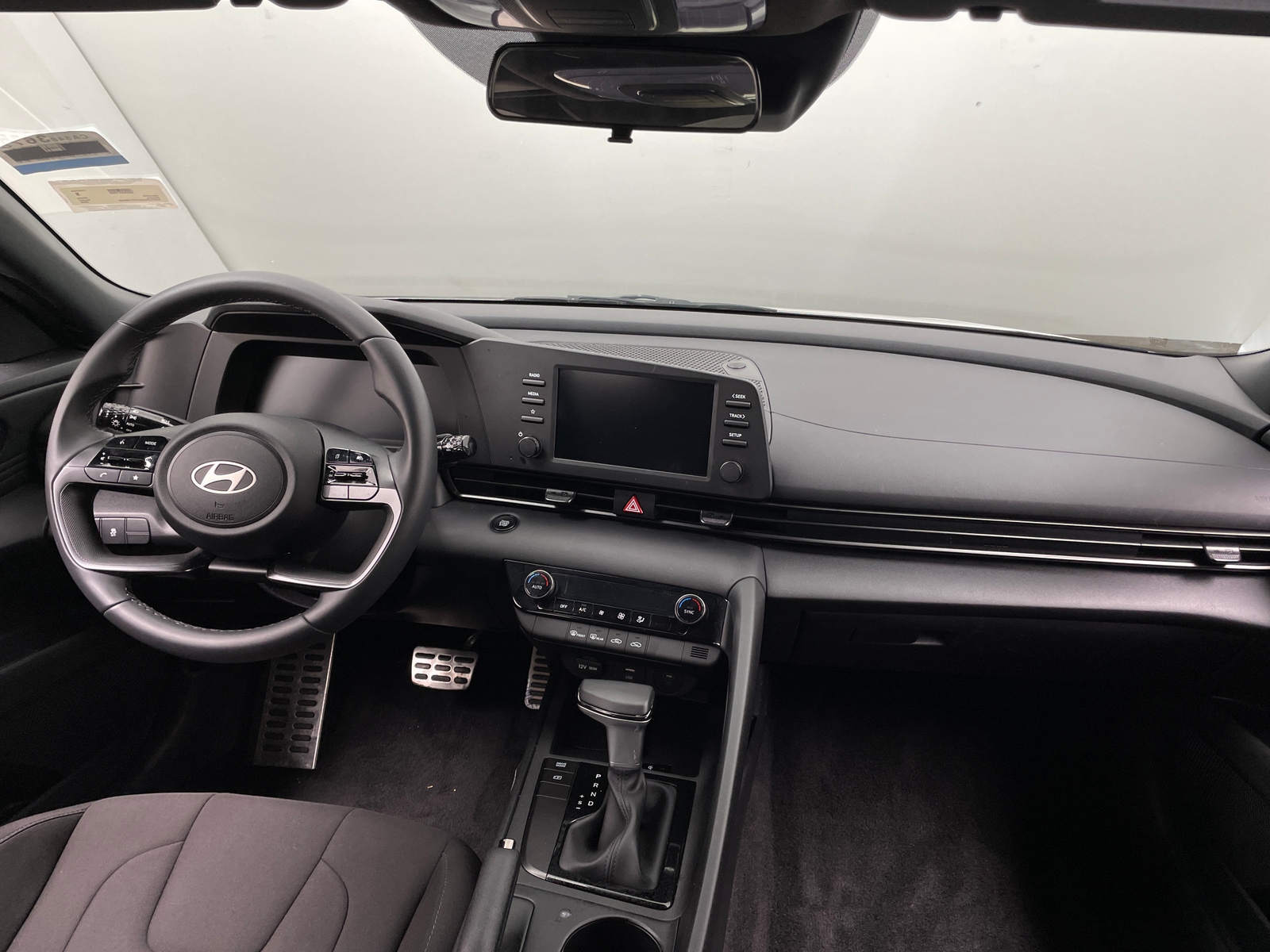 Thumbnail: 2026 Hyundai Elantra - 3