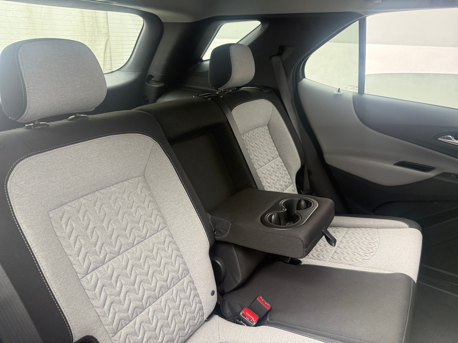 Thumbnail: 2022 Chevrolet Equinox - 6