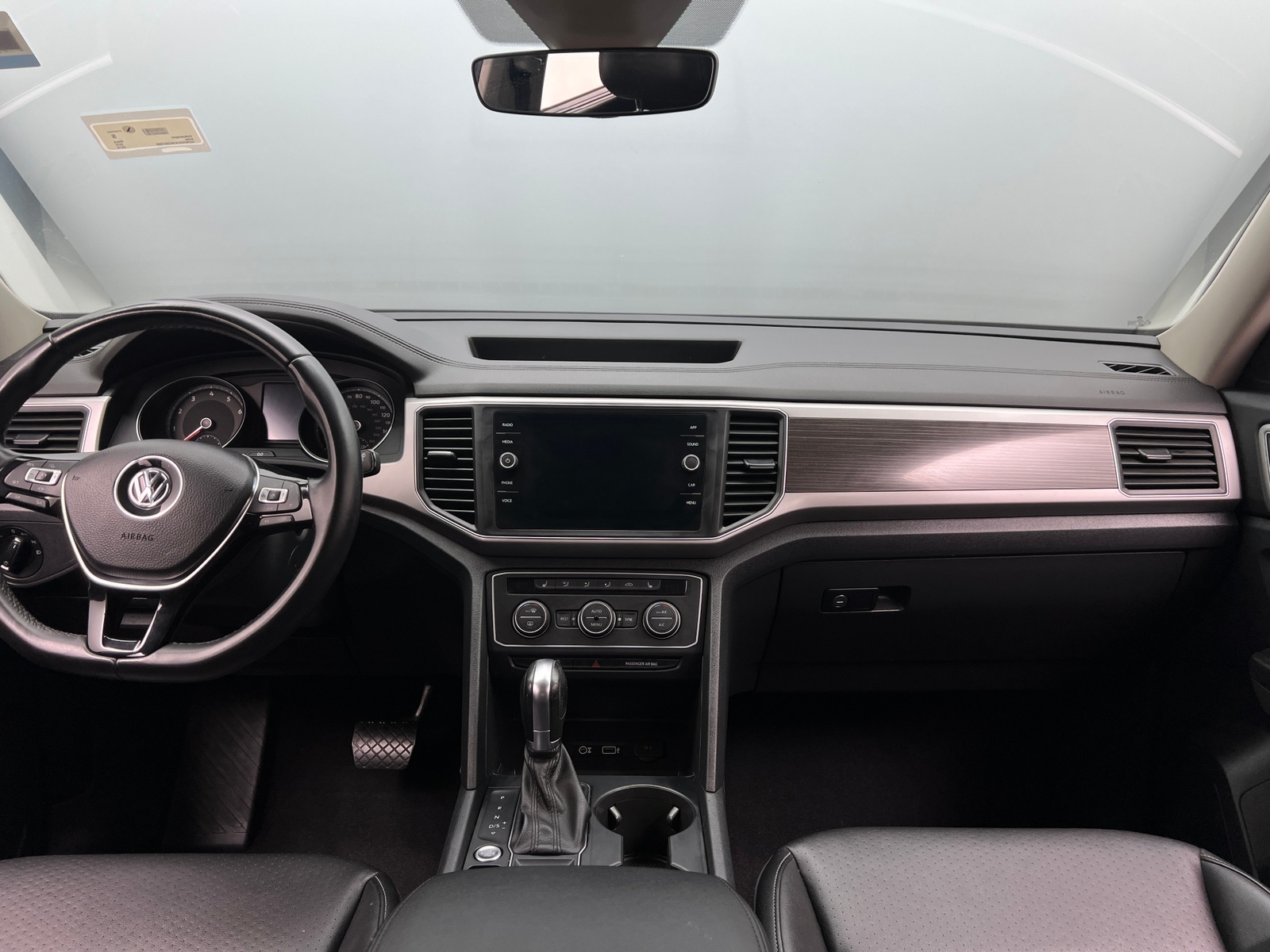 Thumbnail: 2019 Volkswagen Atlas - 2
