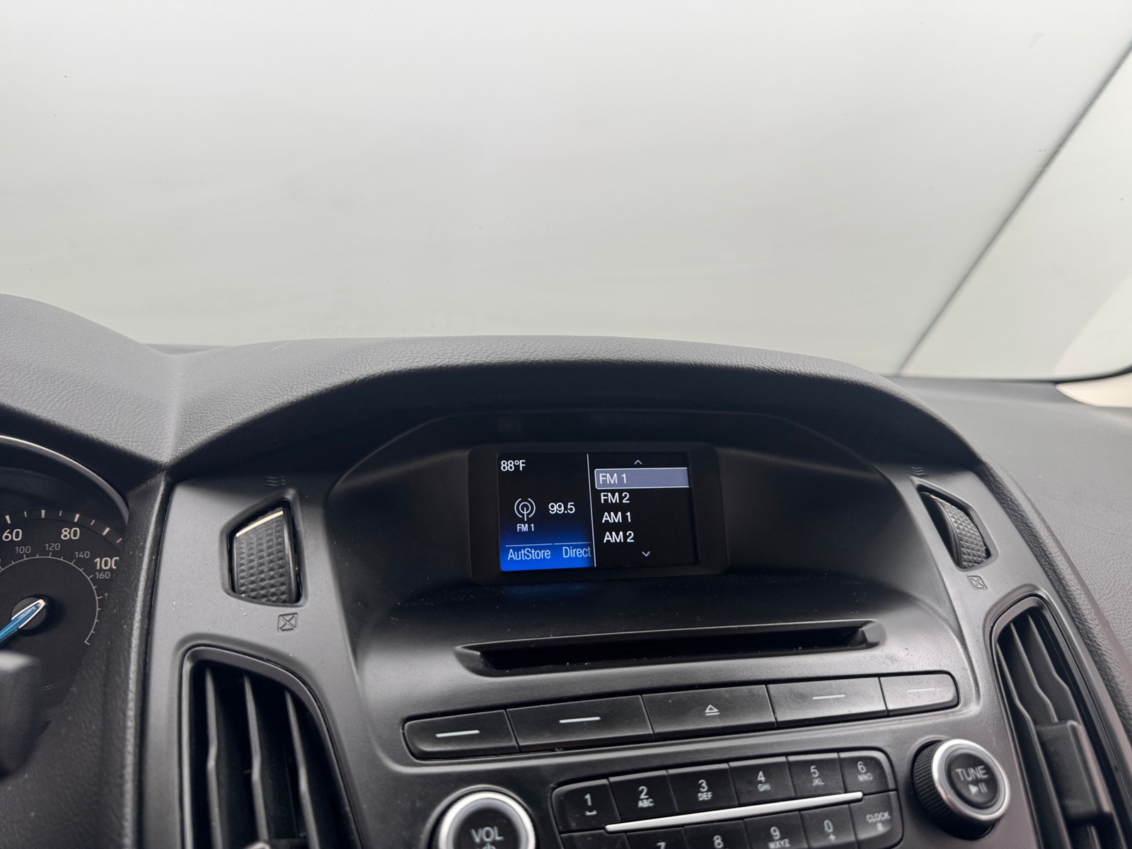 Thumbnail: 2017 Ford Focus - 4