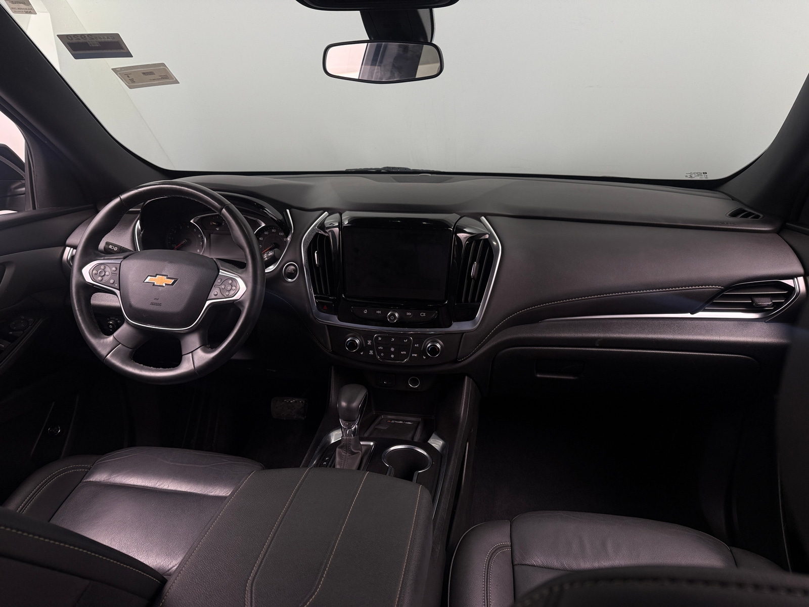 Thumbnail: 2023 Chevrolet Traverse - 2