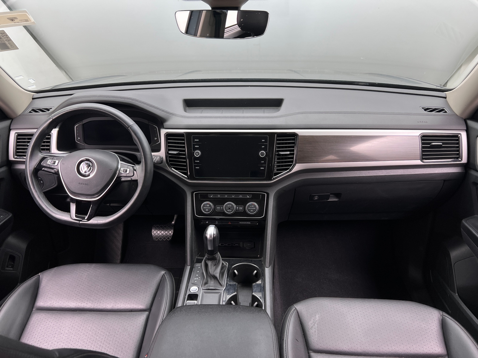 Thumbnail: 2020 Volkswagen Atlas - 2