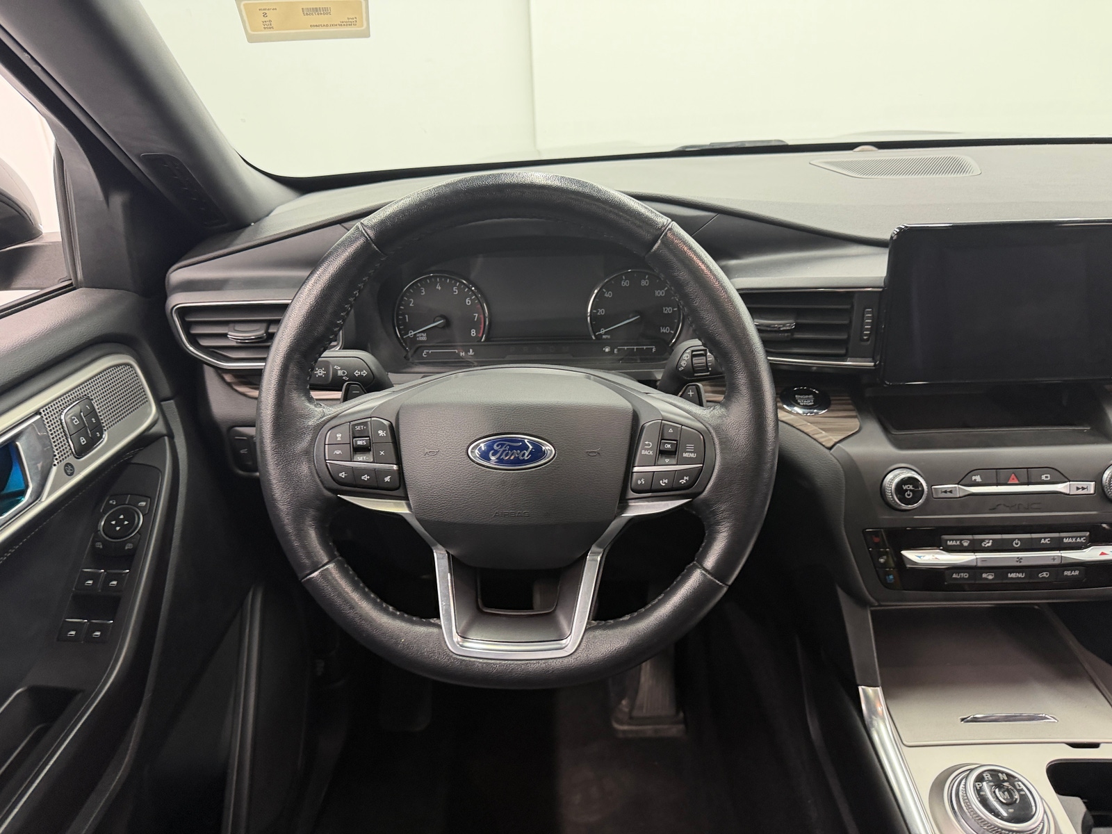 Thumbnail: 2020 Ford Explorer - 4