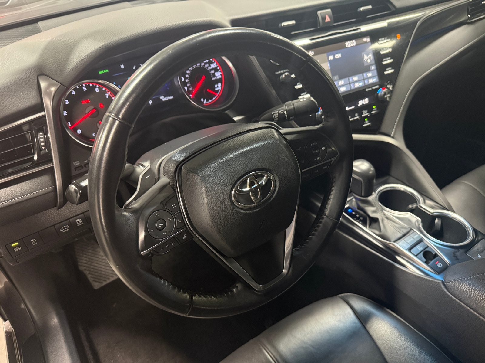 Thumbnail: 2020 Toyota Camry - 4
