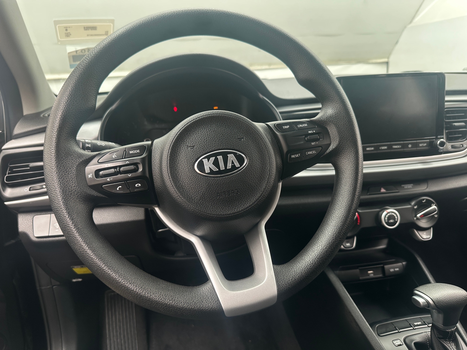 Thumbnail: 2021 Kia Rio - 5