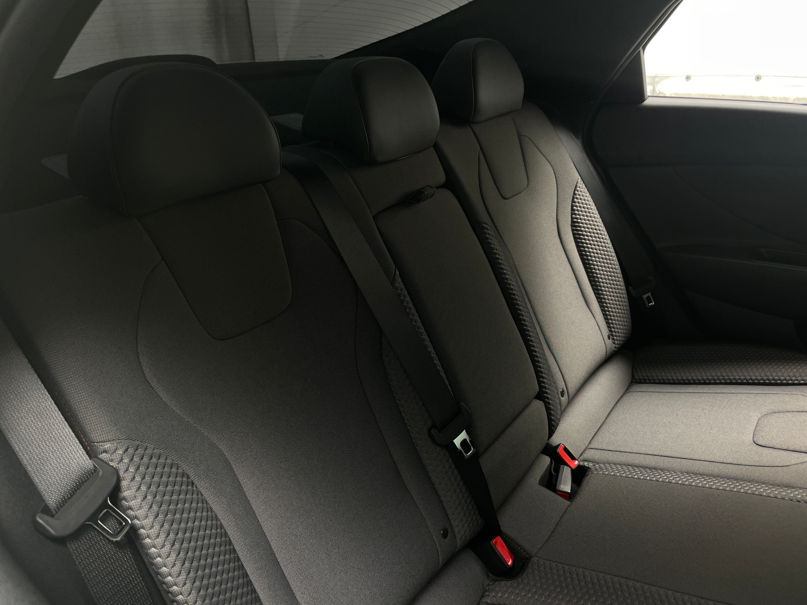 Thumbnail: 2022 Hyundai Elantra - 5
