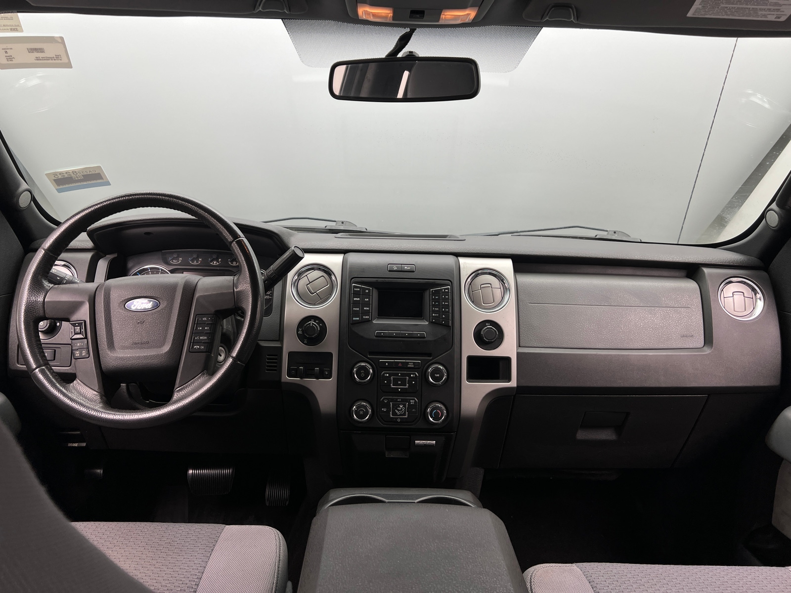 Thumbnail: 2013 Ford Econoline - 3