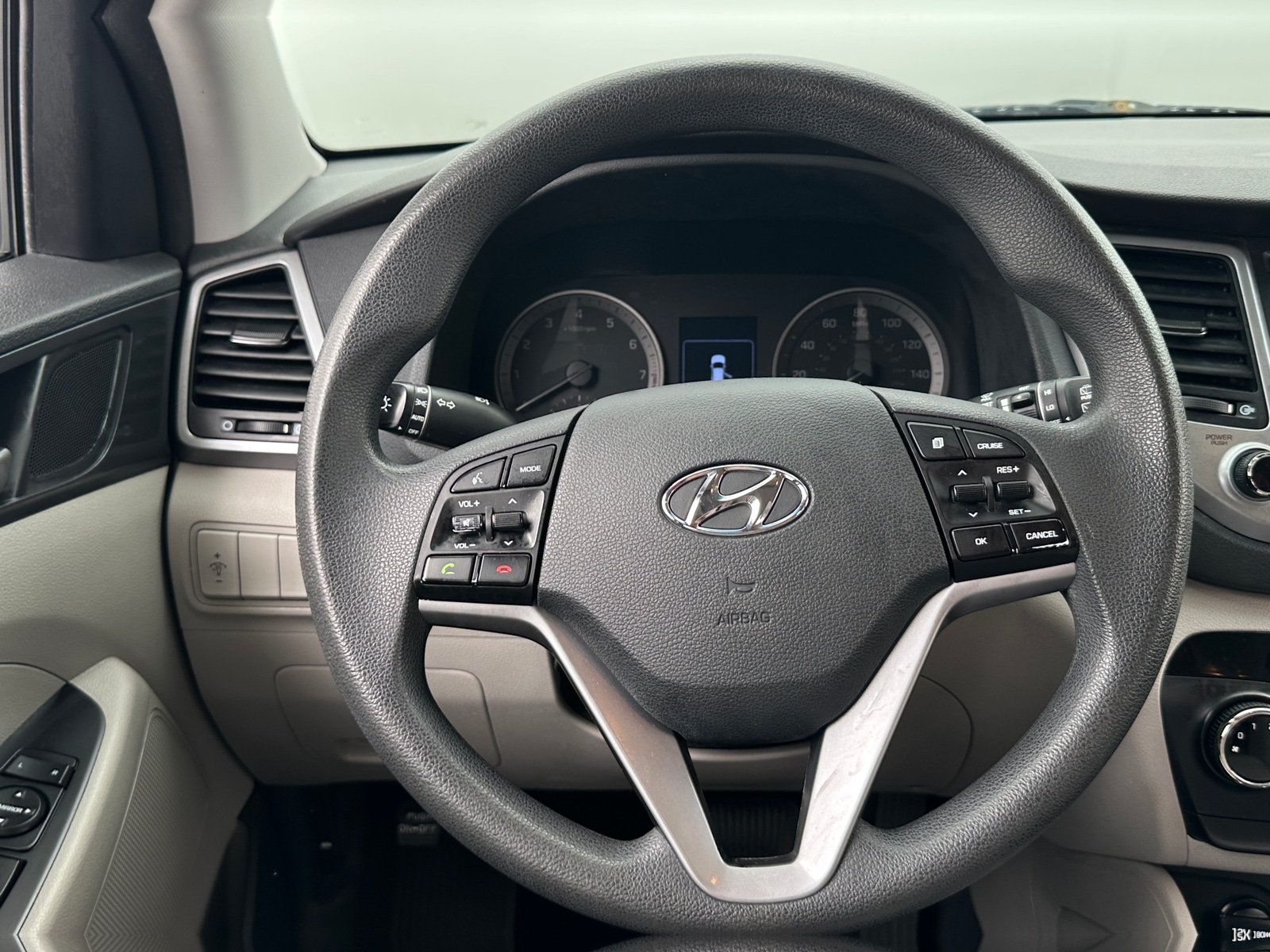 Thumbnail: 2018 Hyundai Tucson - 5