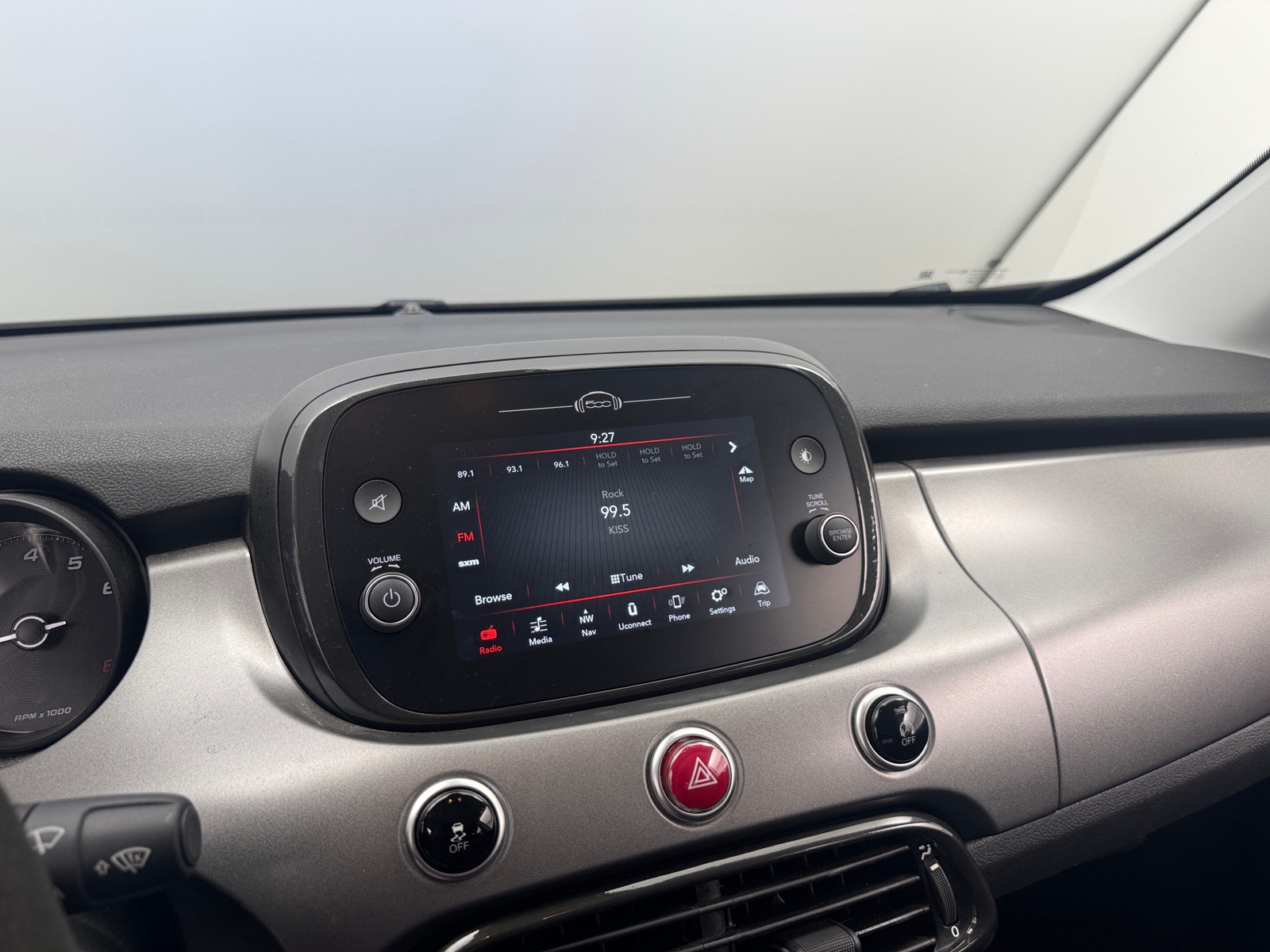 Thumbnail: 2023 Fiat 500X - 4