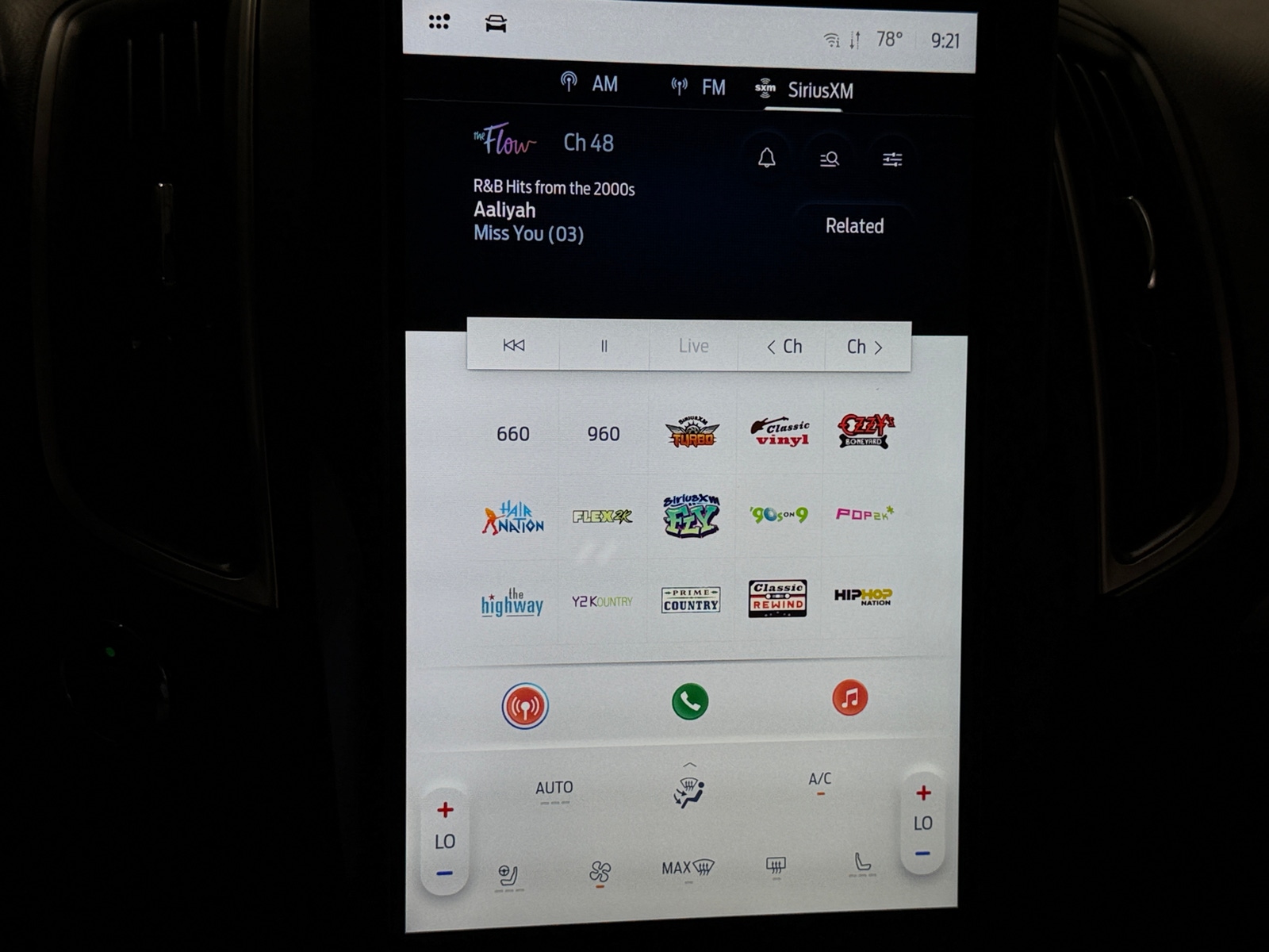 Thumbnail: 2024 Ford Edge - 3