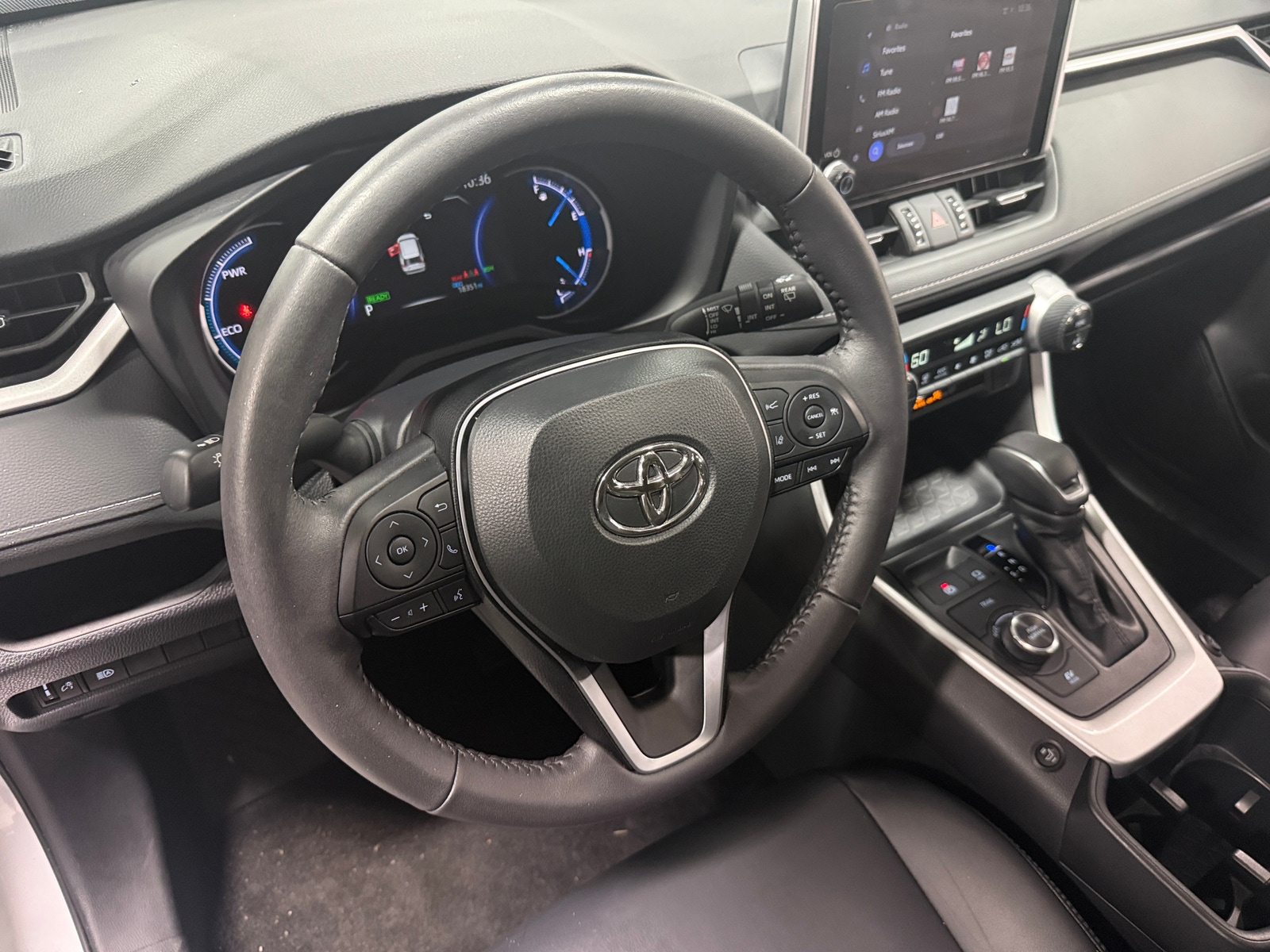 Thumbnail: 2024 Toyota RAV4 - 4