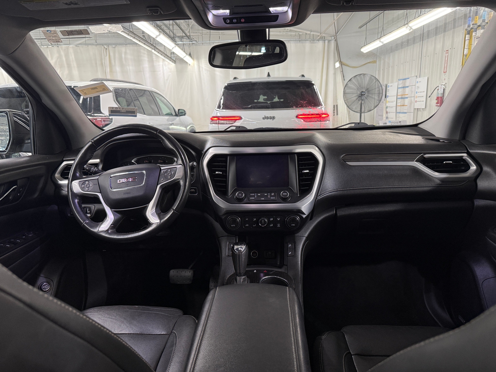 Thumbnail: 2019 GMC Acadia - 3