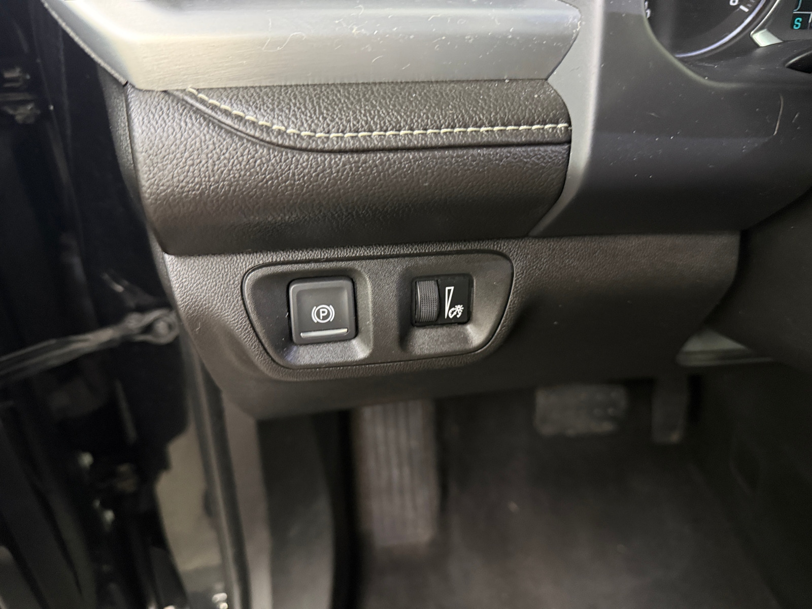 Thumbnail: 2019 GMC Acadia - 4