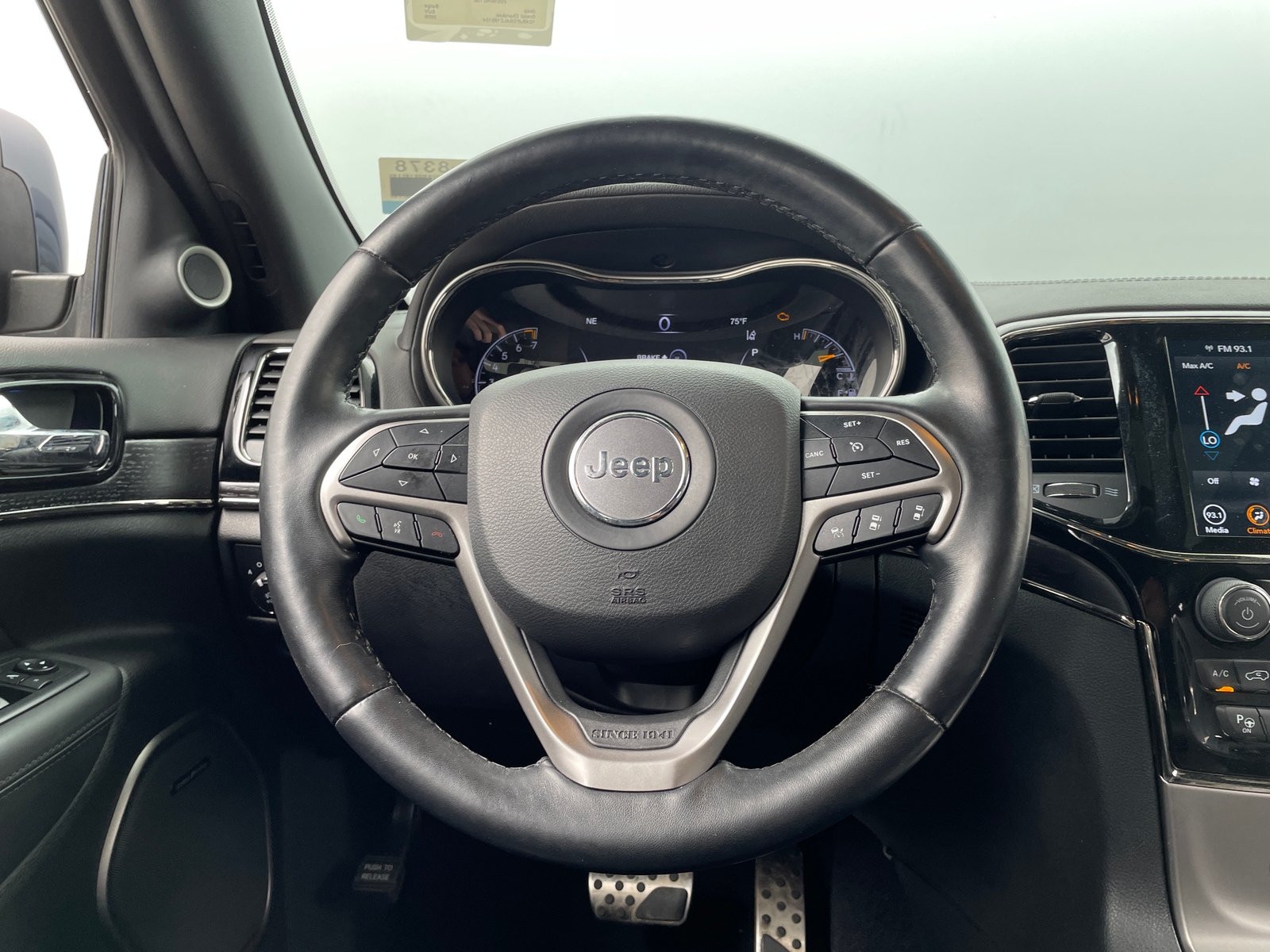 Thumbnail: 2020 Jeep Grand Cherokee - 4