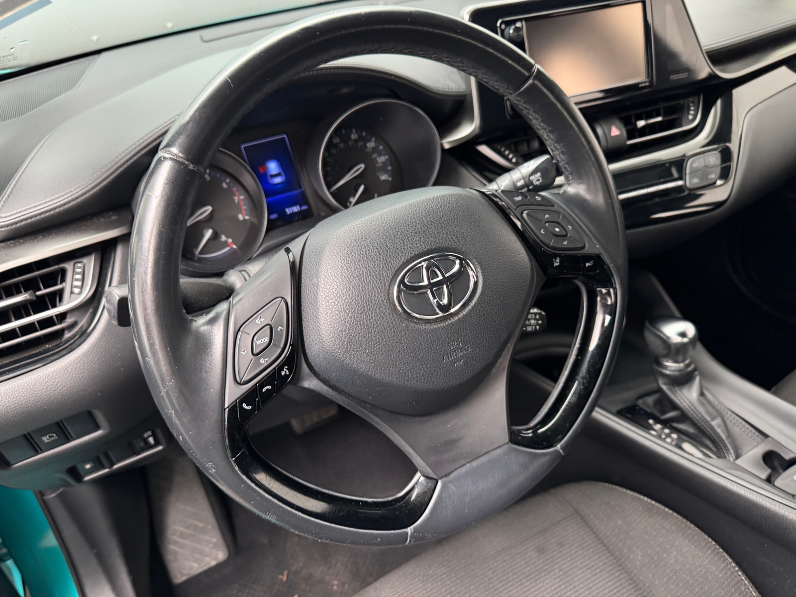 Thumbnail: 2018 Toyota C-HR - 5