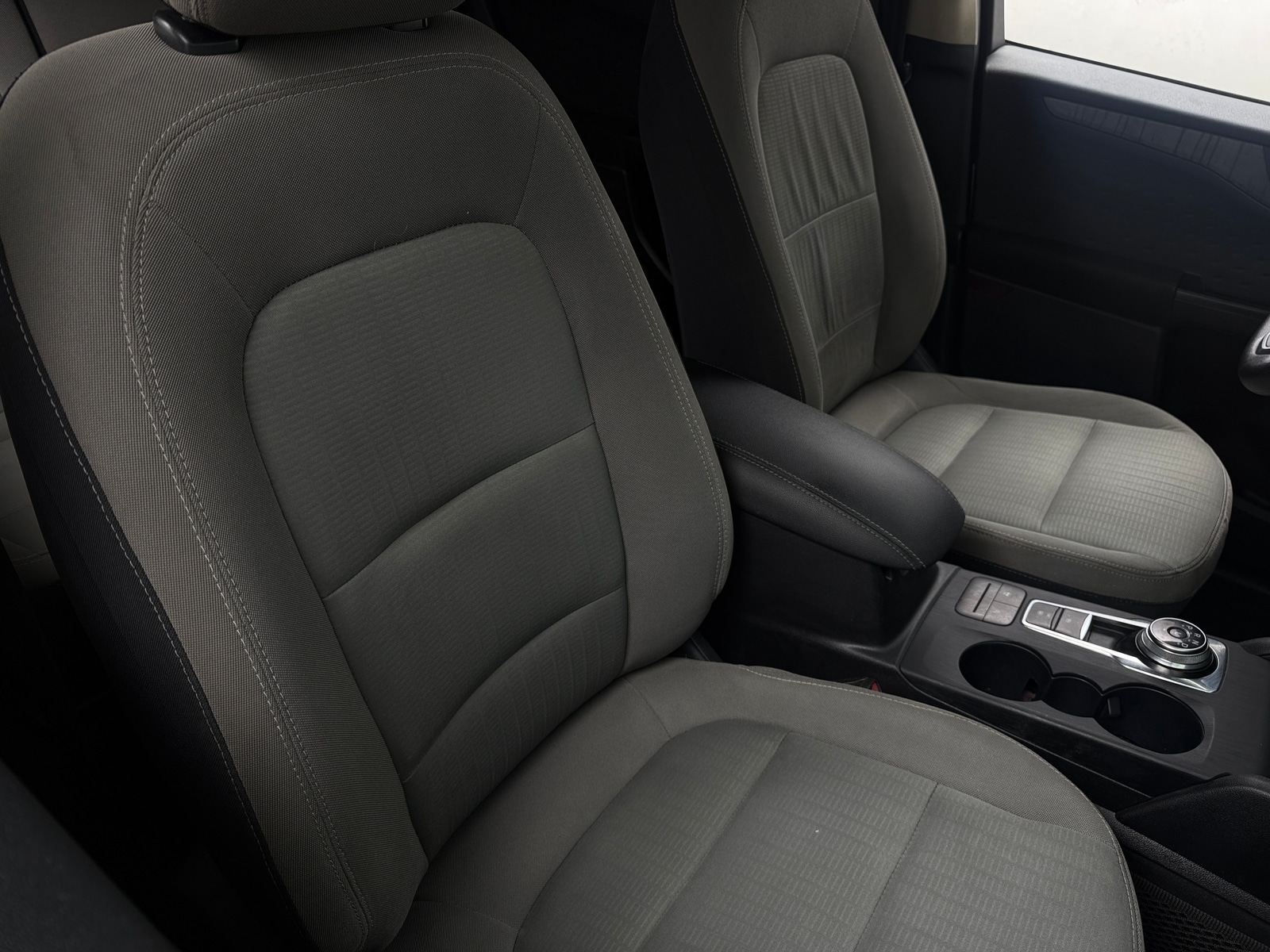 Thumbnail: 2020 Ford Escape - 2