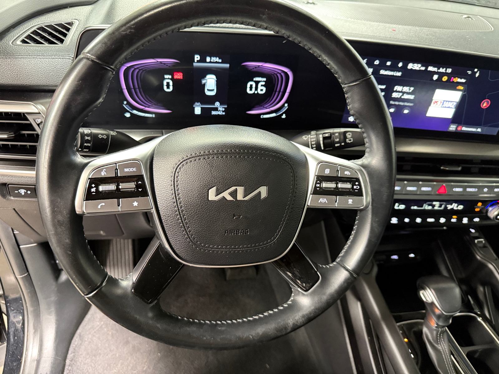 Thumbnail: 2024 Kia Telluride - 4
