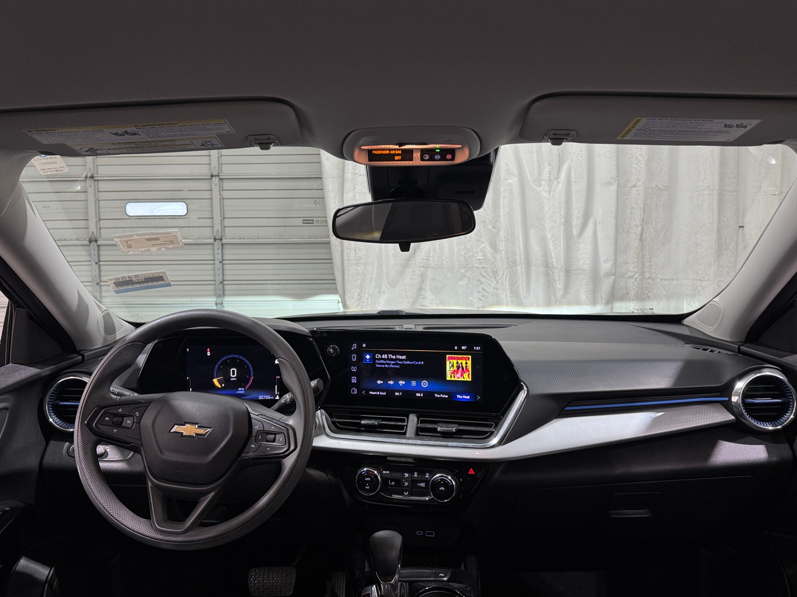 Thumbnail: 2025 Chevrolet Trax - 3