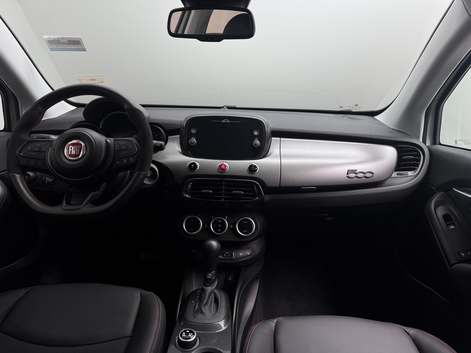 Thumbnail: 2023 Fiat 500X - 3