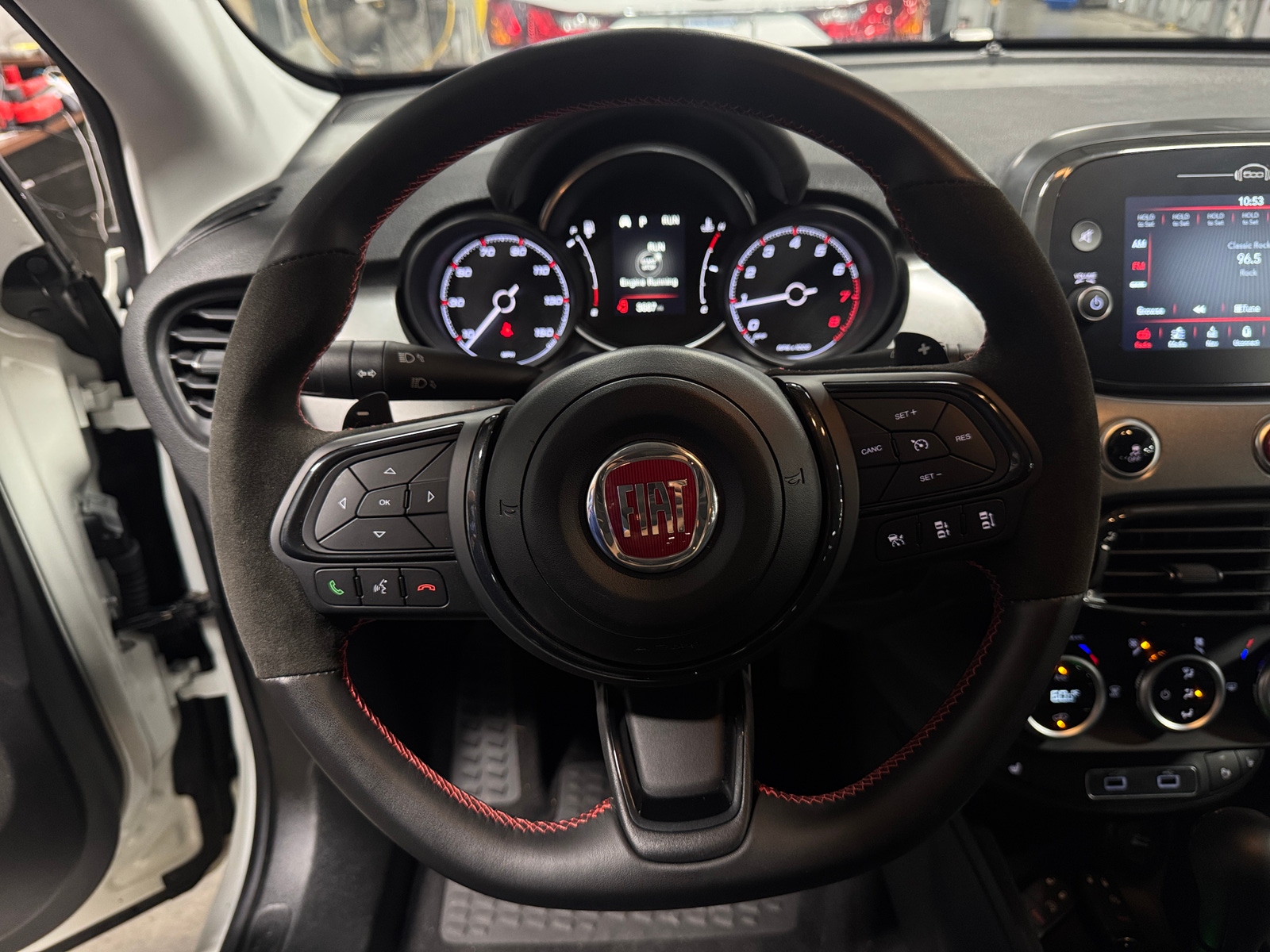 Thumbnail: 2023 Fiat 500X - 5