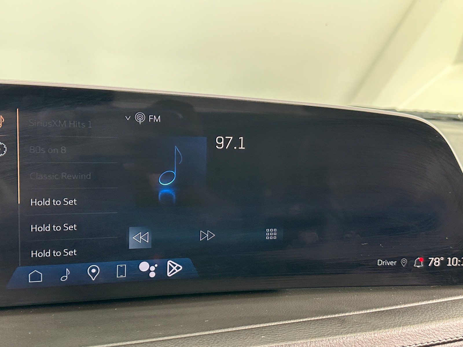Thumbnail: 2024 Cadillac XT4 - 3