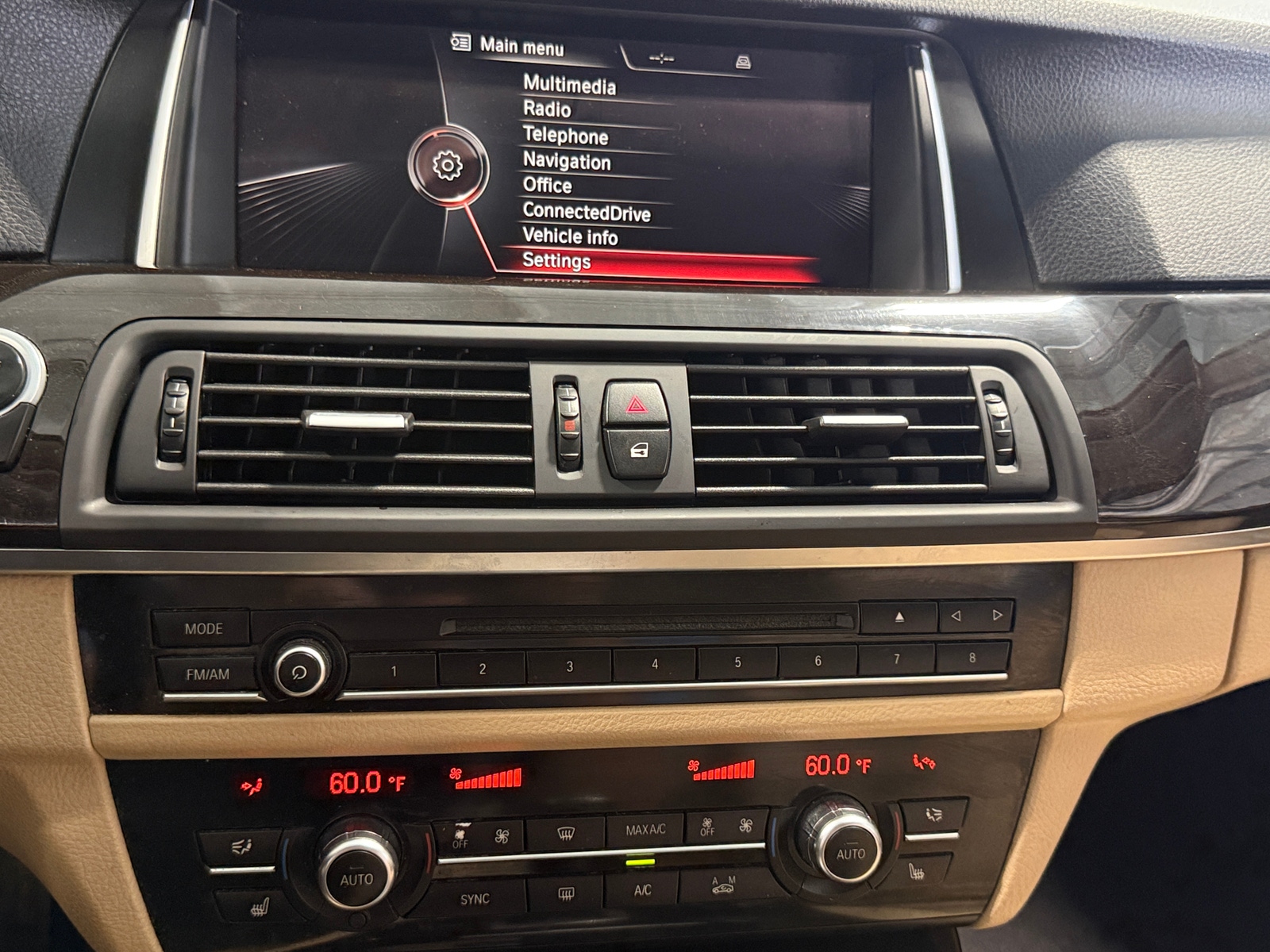 Thumbnail: 2016 BMW 5 Series - 3