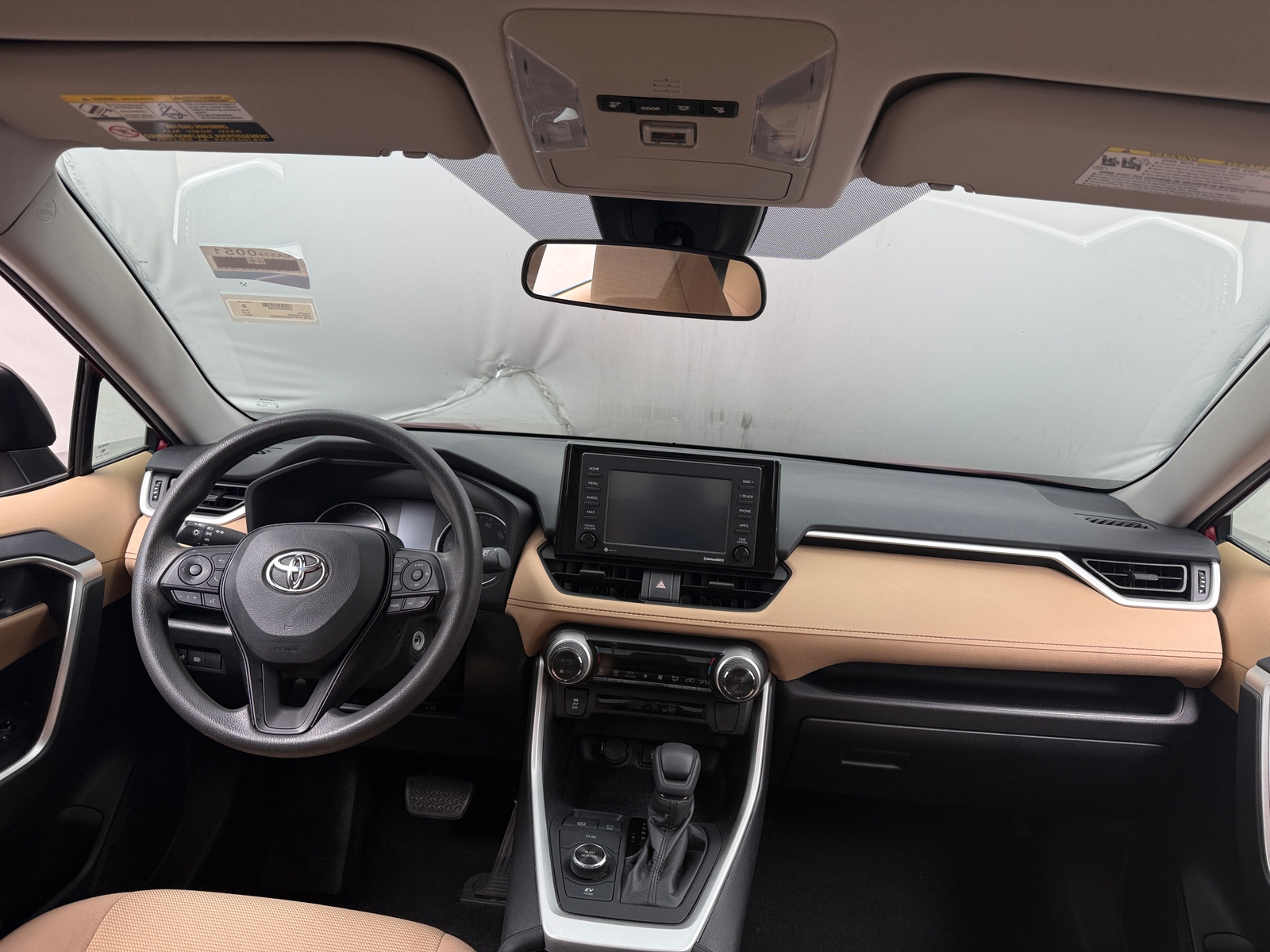 Thumbnail: 2021 Toyota RAV4 - 3