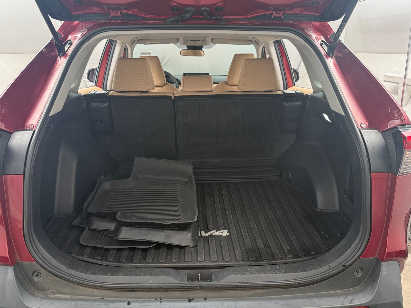 Thumbnail: 2021 Toyota RAV4 - 7