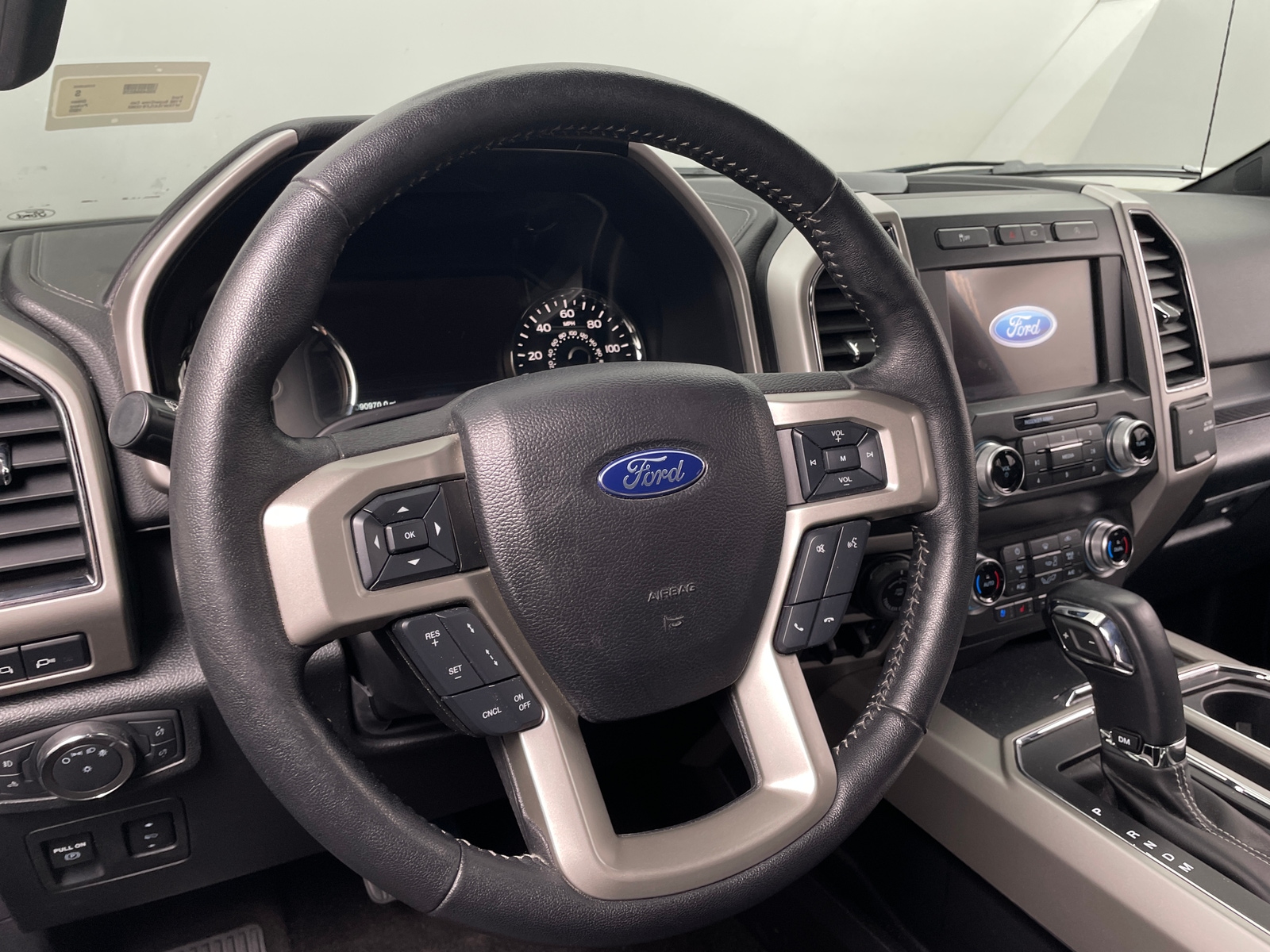 Thumbnail: 2020 Ford Econoline - 4