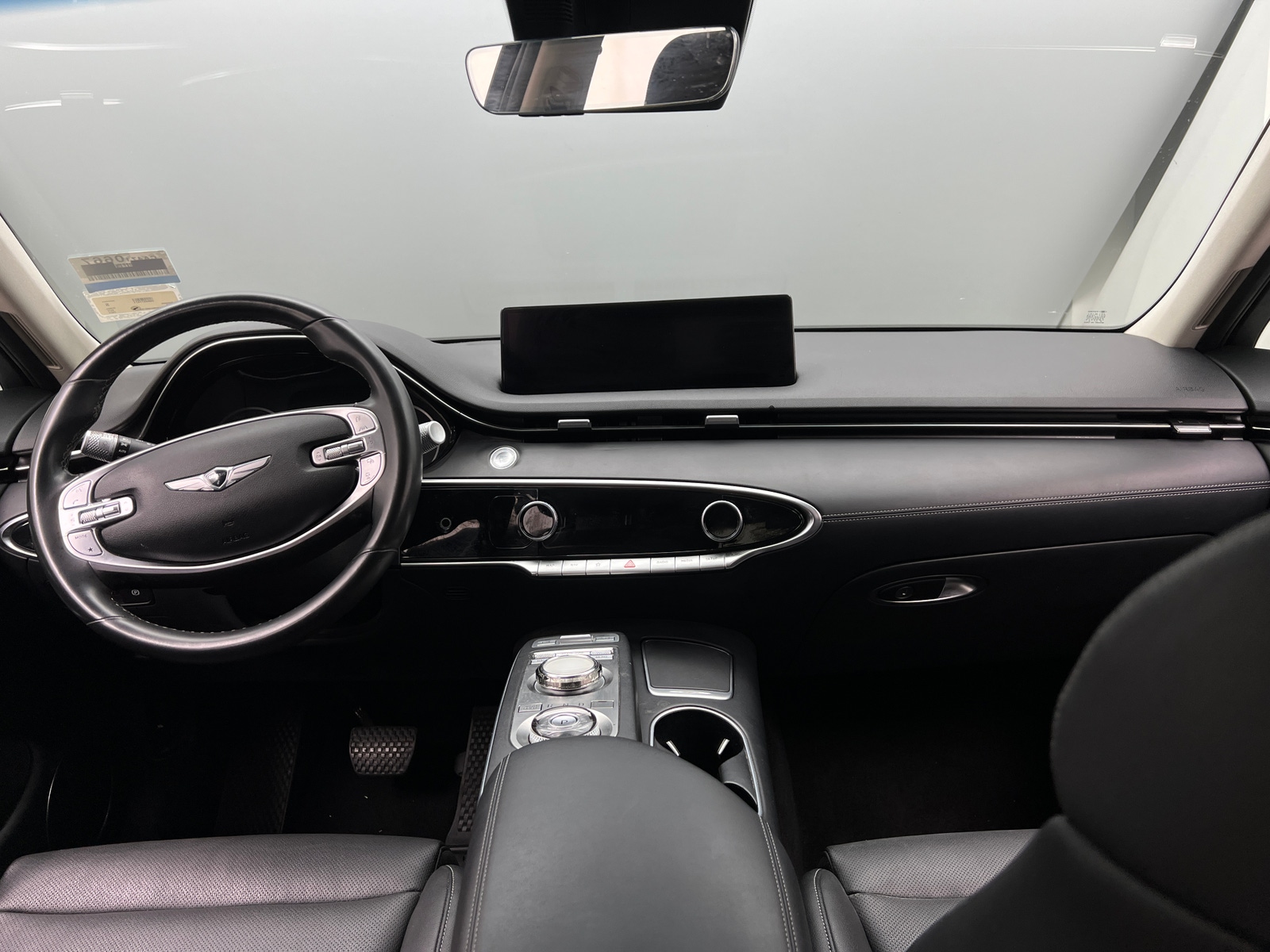 Thumbnail: 2022 Genesis GV70 - 2