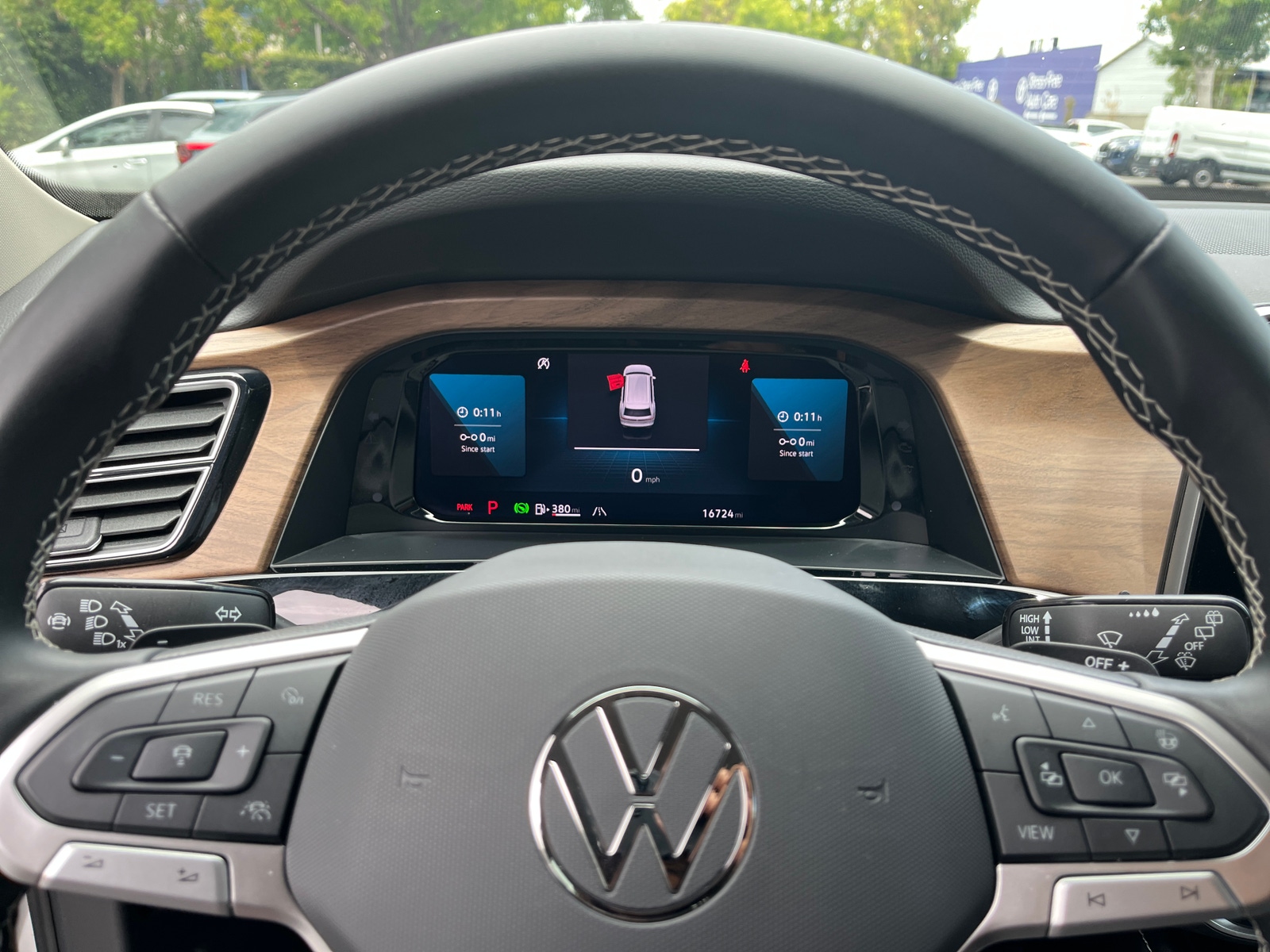 Thumbnail: 2026 Volkswagen Atlas - 4