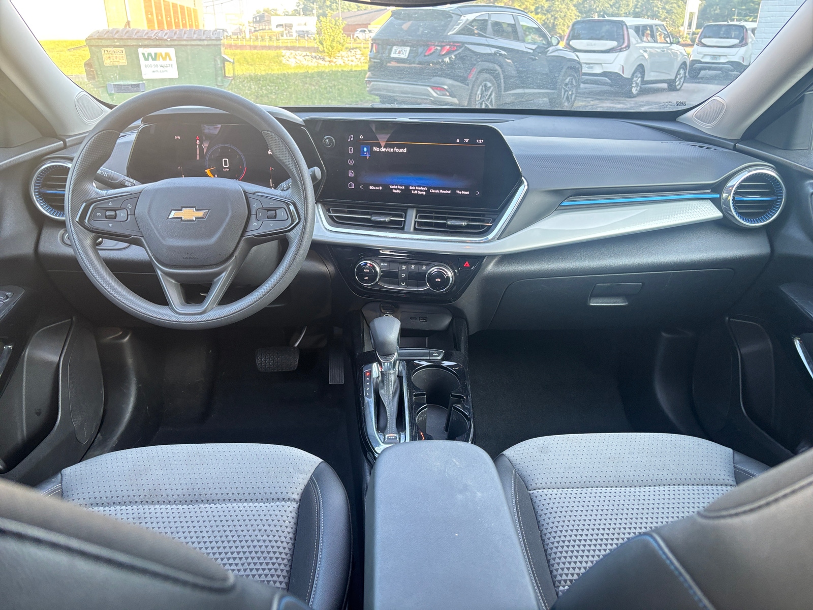 Thumbnail: 2025 Chevrolet Trax - 3