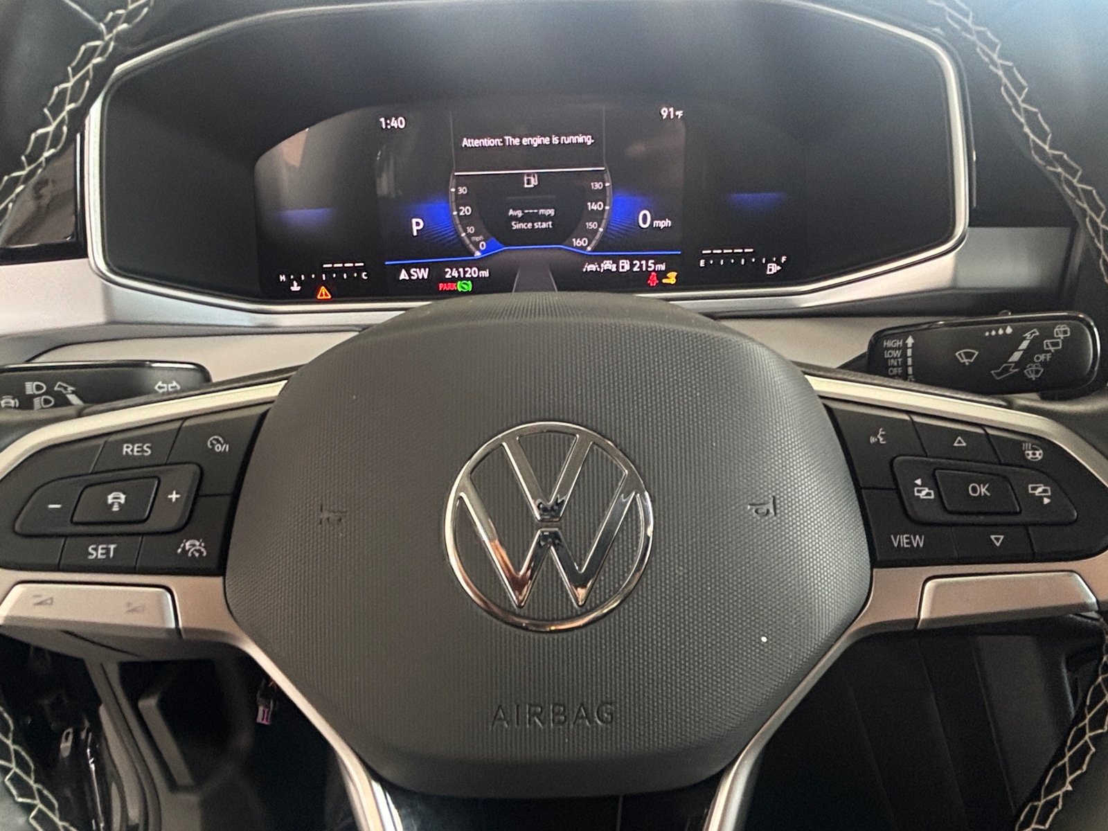 Thumbnail: 2025 Volkswagen Taos - 4