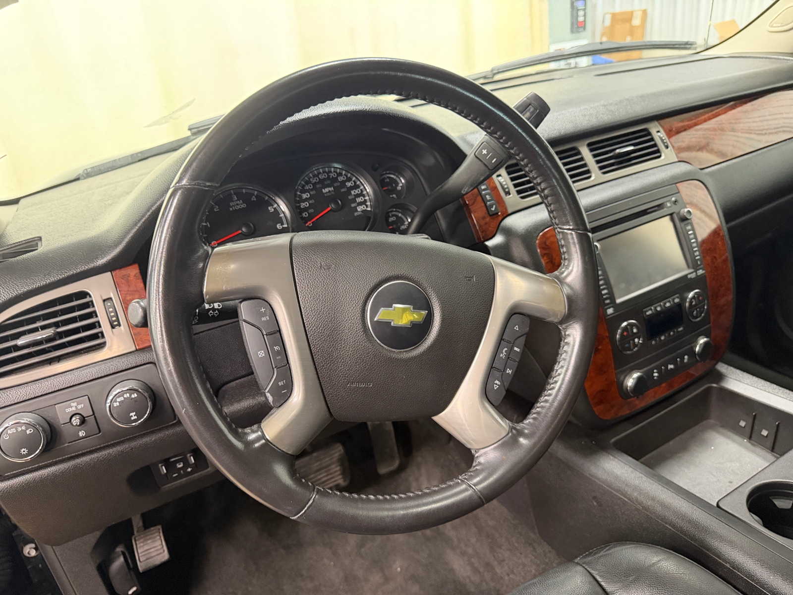 Thumbnail: 2013 Chevrolet Avalanche 1500 - 4