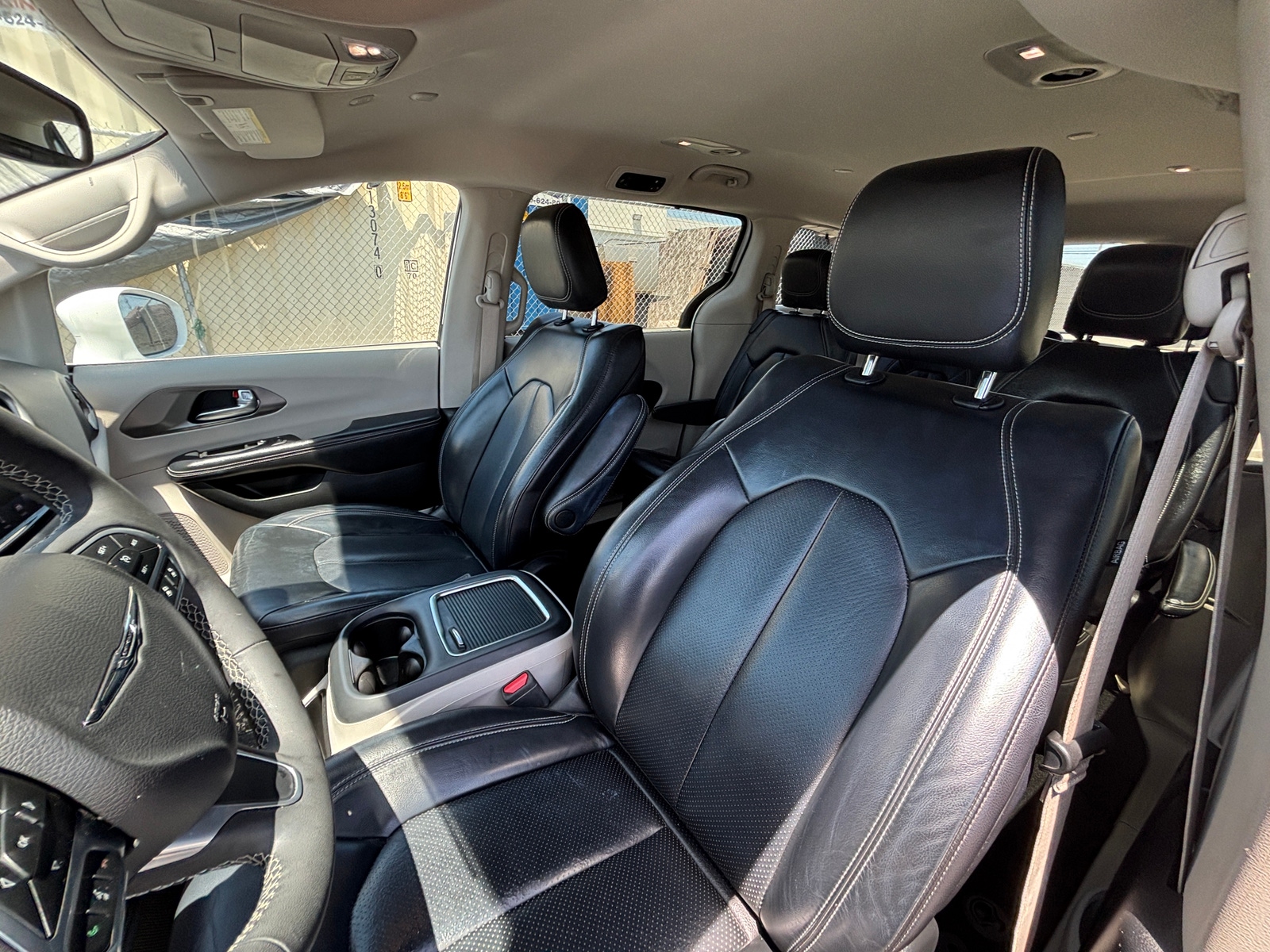 Thumbnail: 2022 Chrysler Pacifica - 2