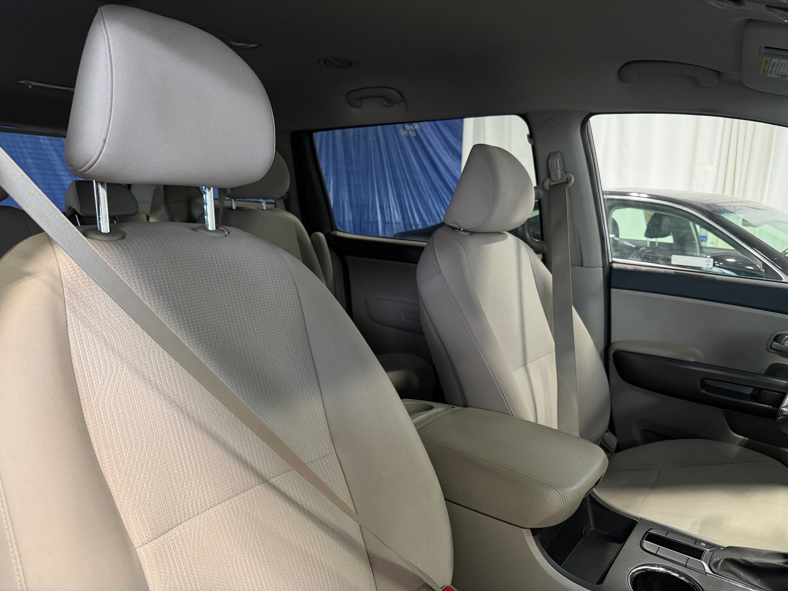 Thumbnail: 2019 Kia Sedona - 2