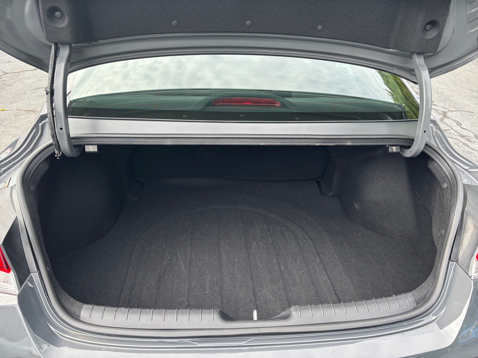 Thumbnail: 2026 Hyundai Elantra - 4