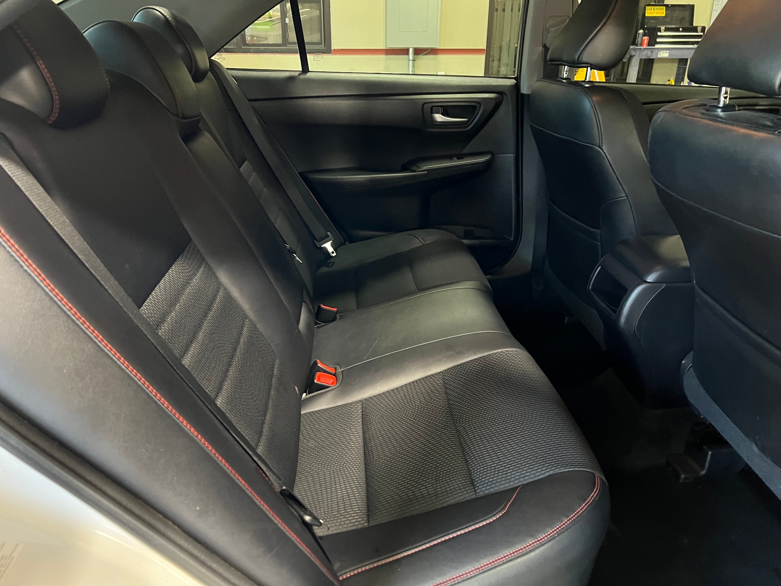 Thumbnail: 2016 Toyota Camry - 6