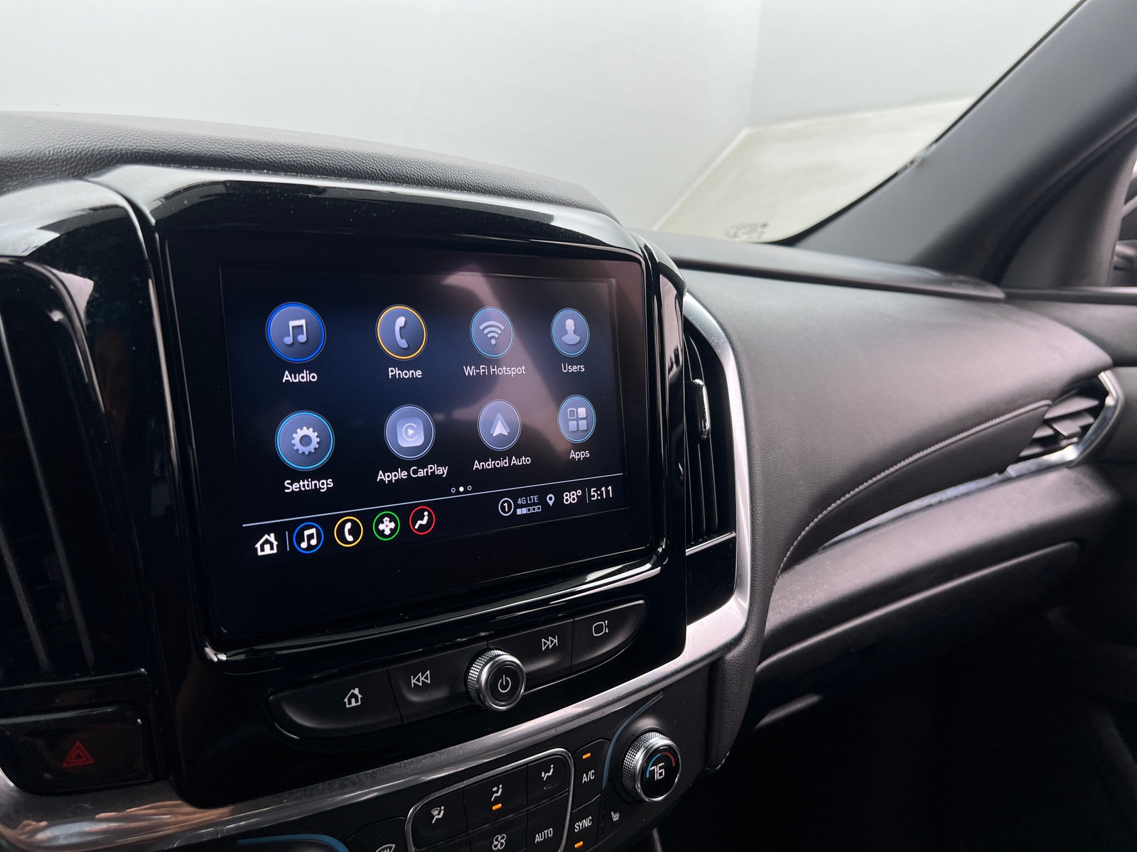 Thumbnail: 2023 Chevrolet Traverse - 4
