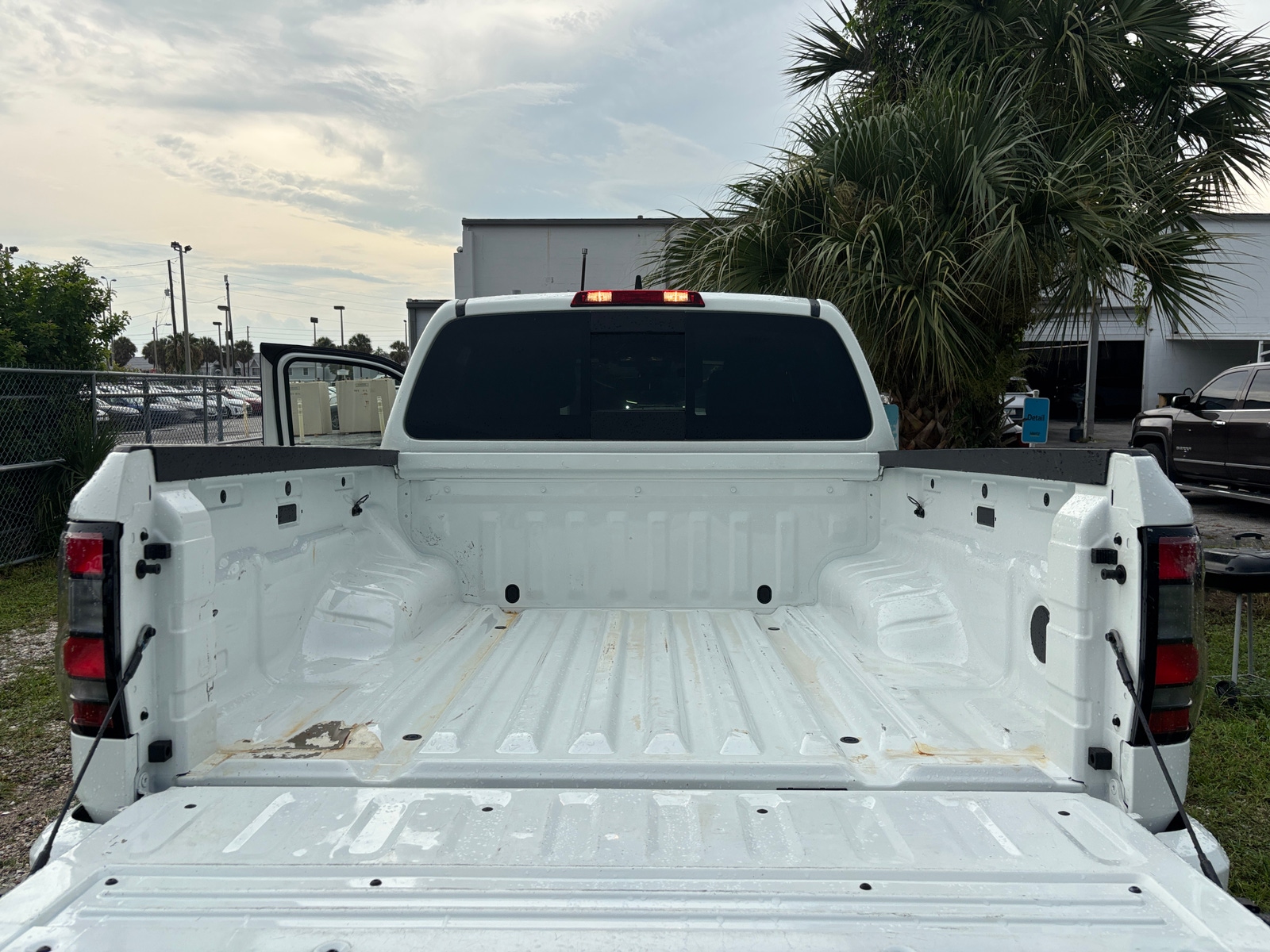 Thumbnail: 2026 Nissan Frontier - 6