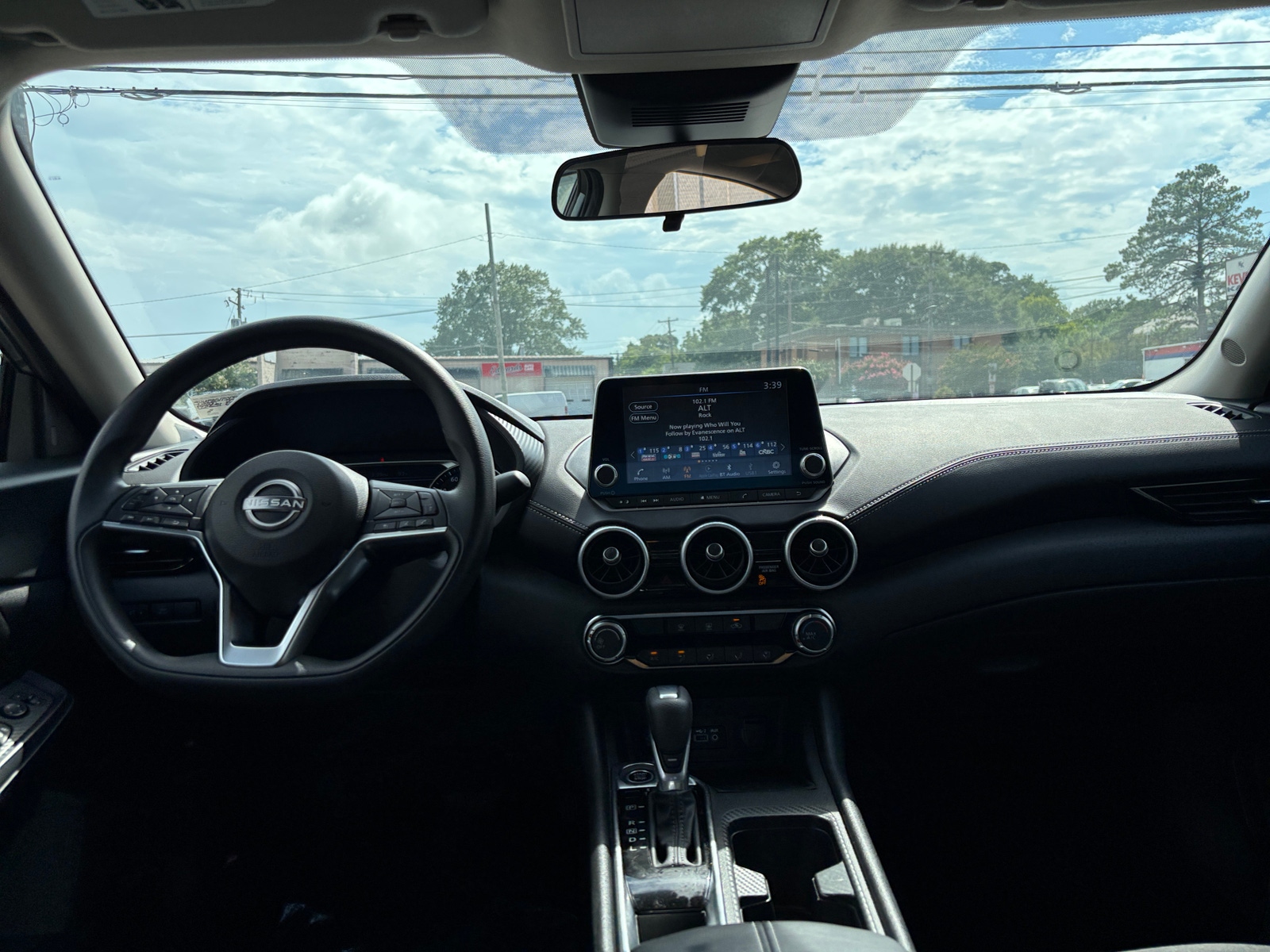Thumbnail: 2025 Nissan Sentra - 3