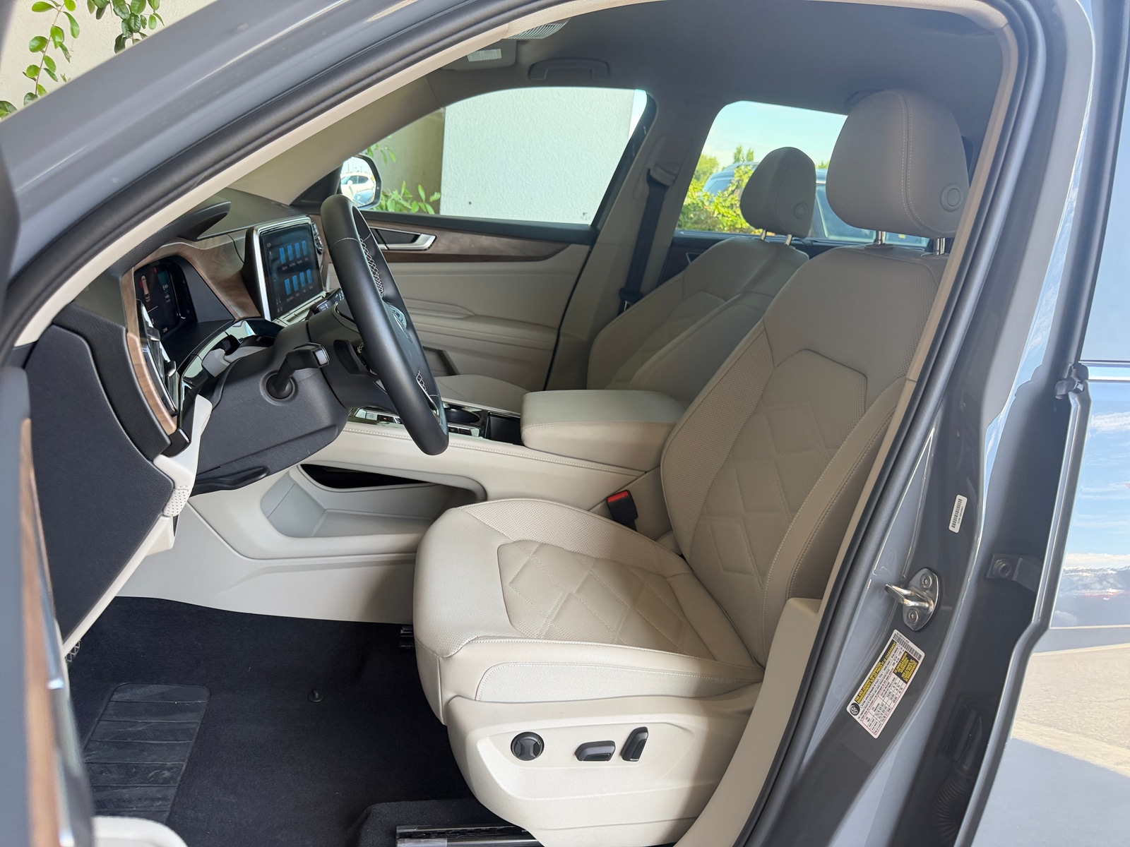 Thumbnail: 2026 Volkswagen Atlas - 2
