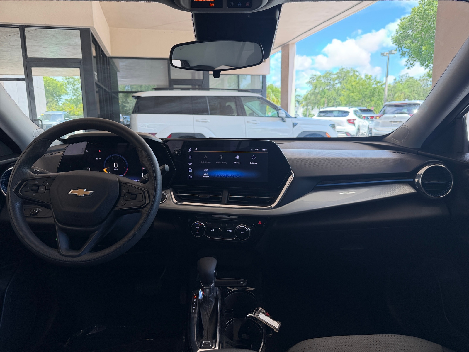 Thumbnail: 2025 Chevrolet Trax - 3