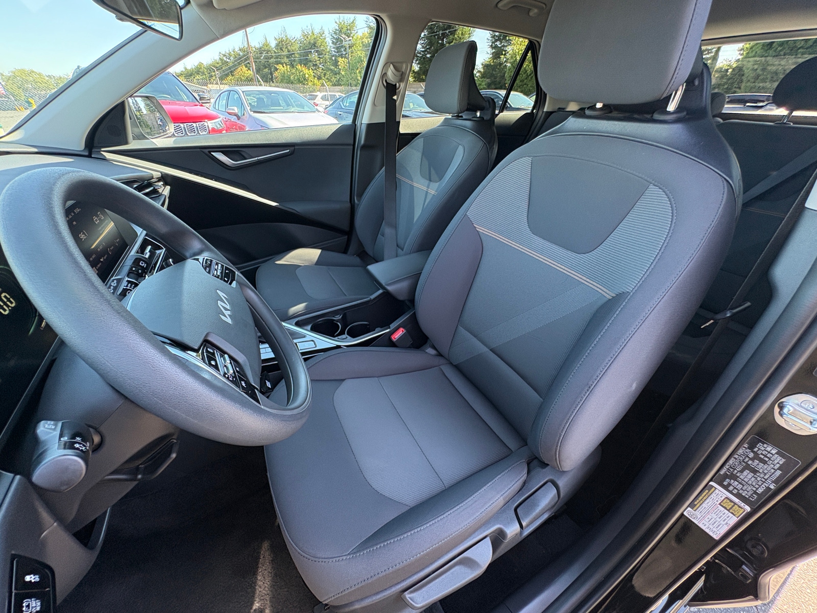 Thumbnail: 2026 Kia Niro - 2