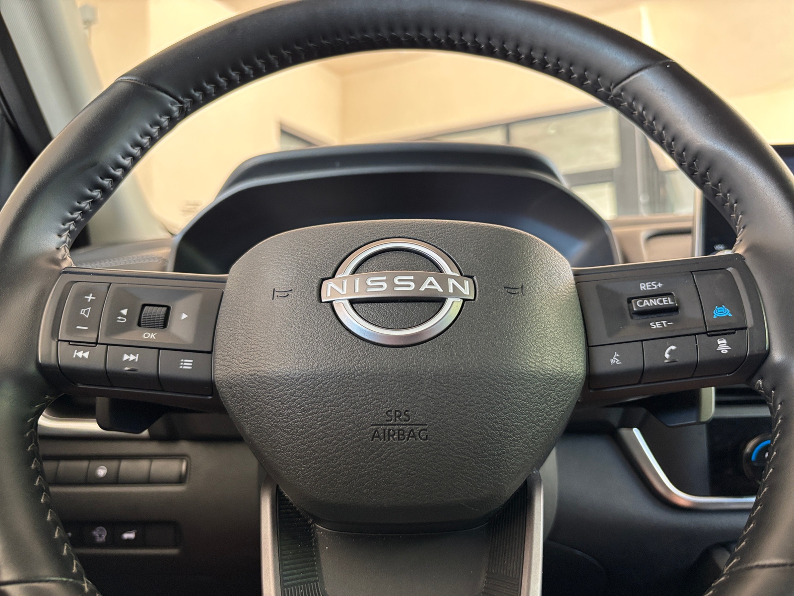 Thumbnail: 2025 Nissan Rogue - 5
