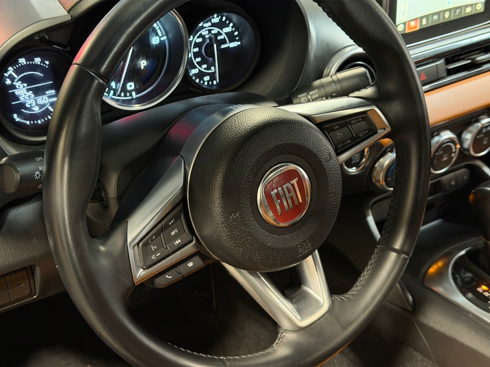 Thumbnail: 2019 Fiat 124 Spider - 4