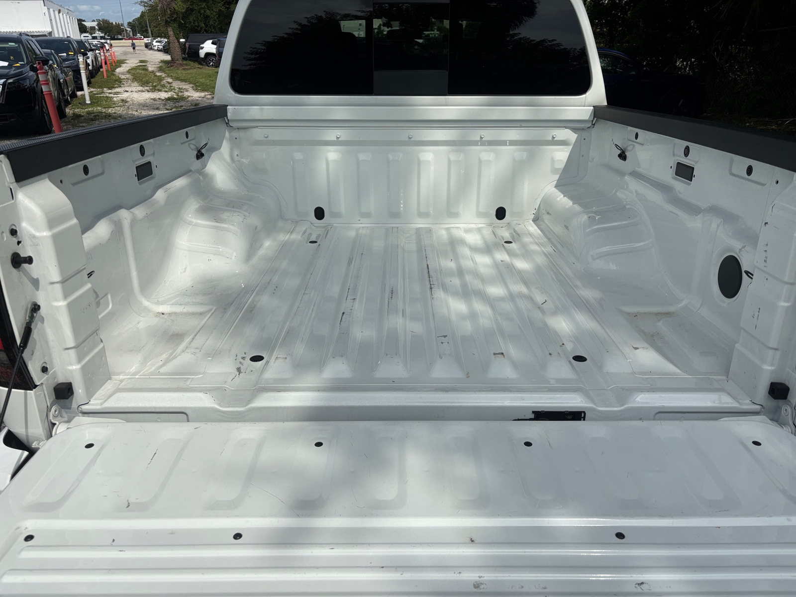 Thumbnail: 2026 Nissan Frontier - 6