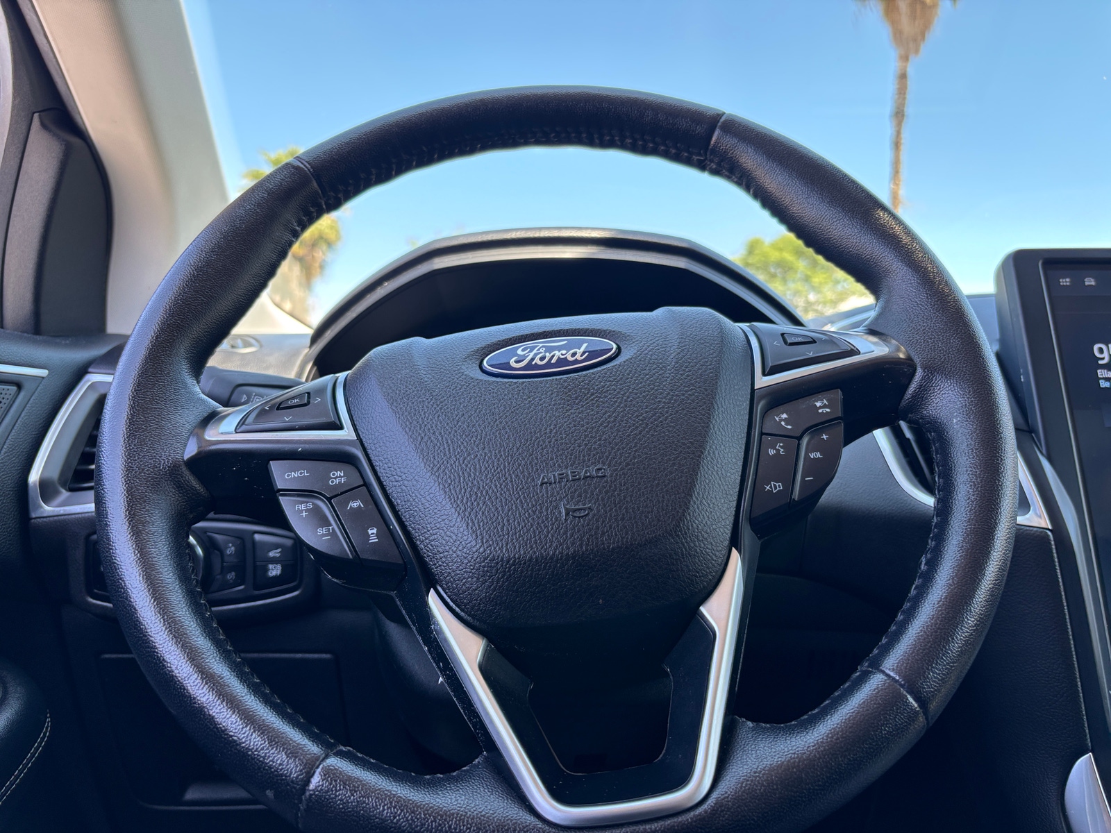 Thumbnail: 2023 Ford Edge - 5